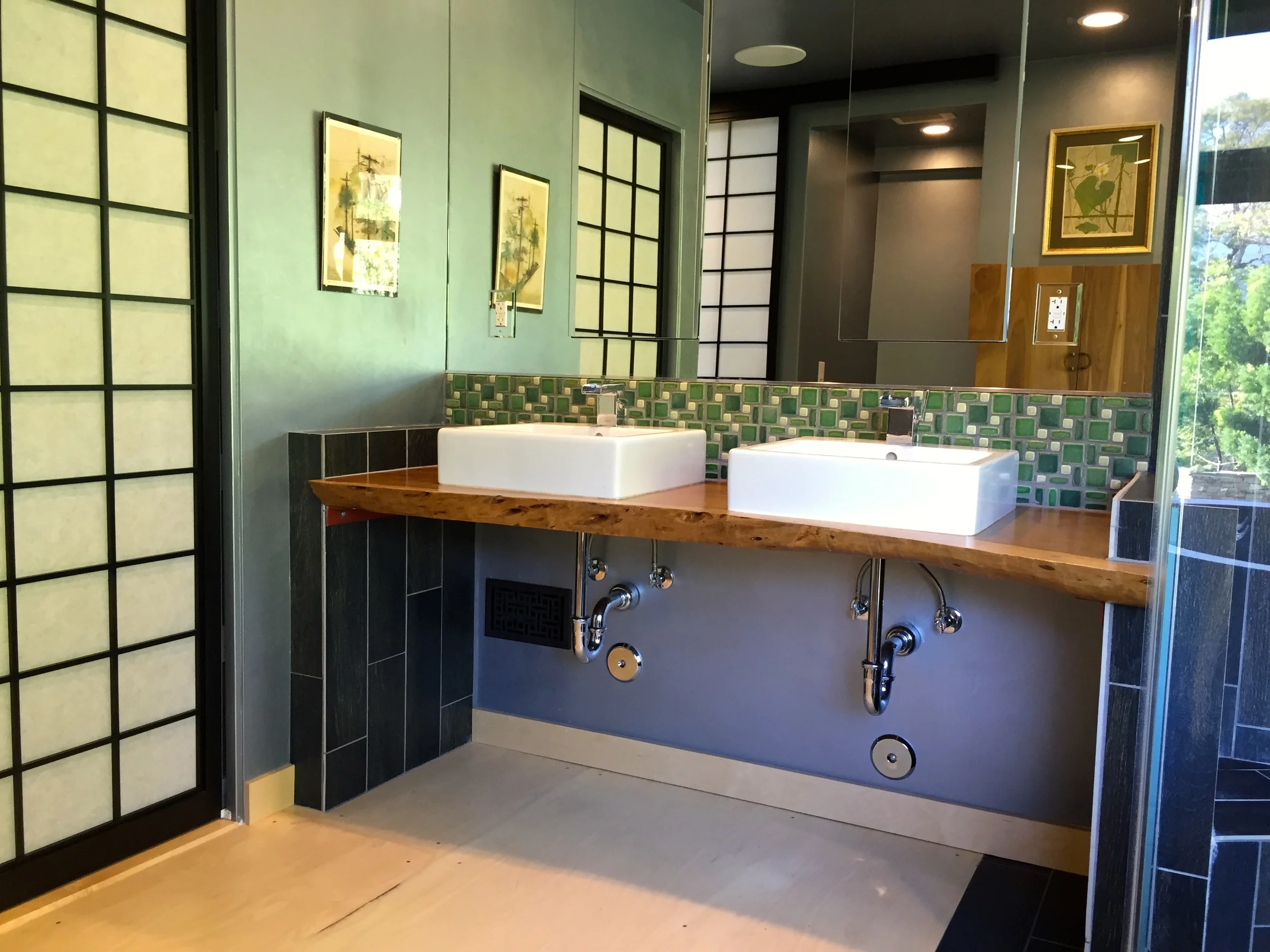 BENECIA - Master Bathroom - Sink Area