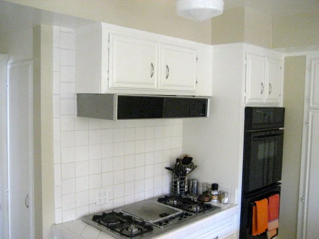 BEFORE - Kitchen - Tiled Wall