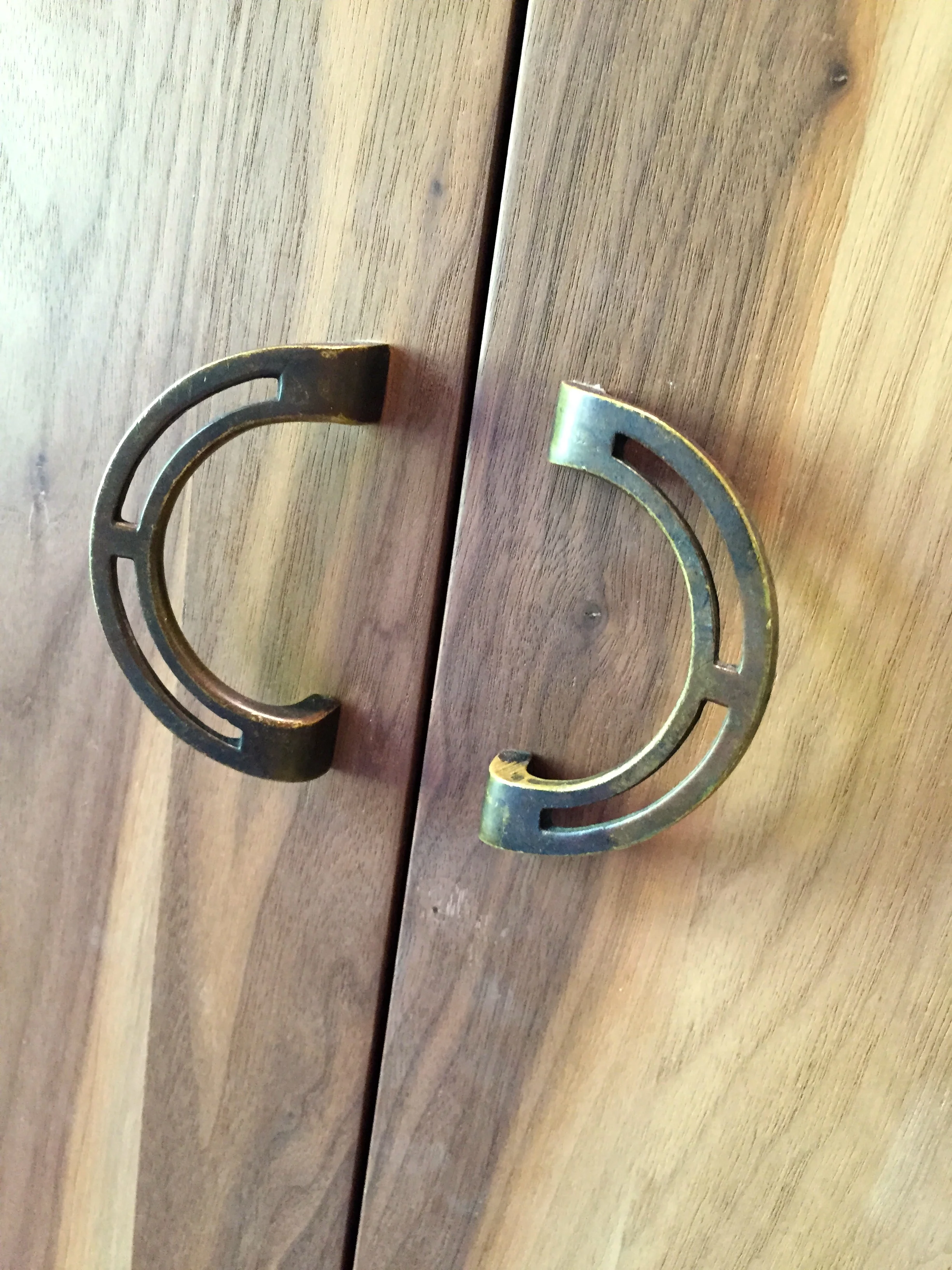 CUSTOM VANITY - vintage handle detail