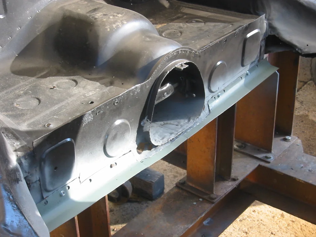 20110525 Rear bulkhead repair.JPG