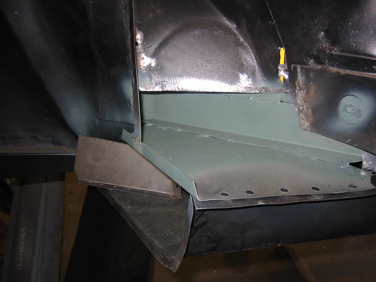 20110731 Front inner door area repair.JPG