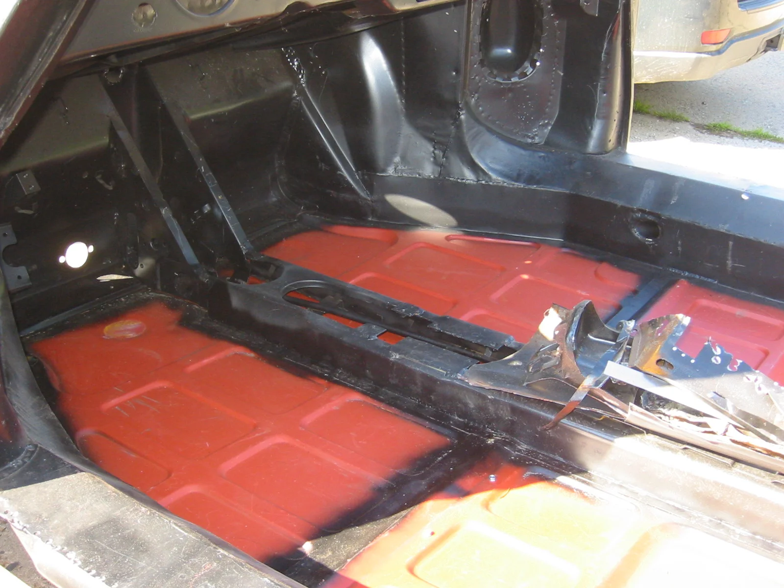 20110829 New floor and perimeter done.JPG