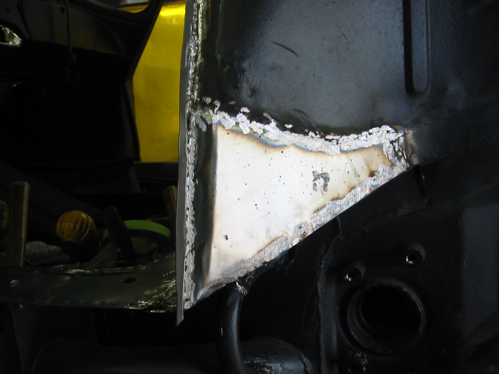 20120731 Inner rear wheelhouse repair.JPG