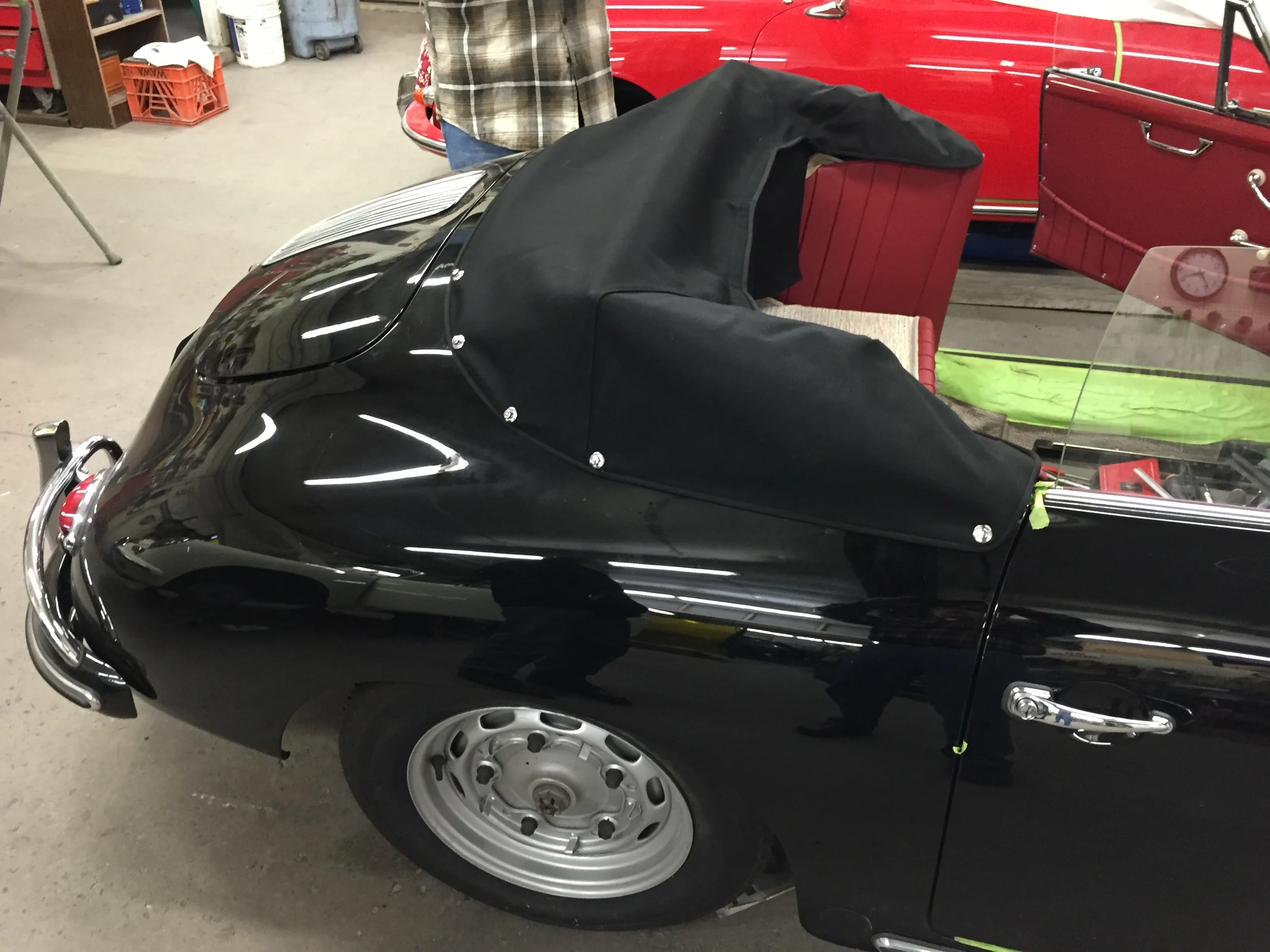 20150120 - Installing convertible boot 1.JPG