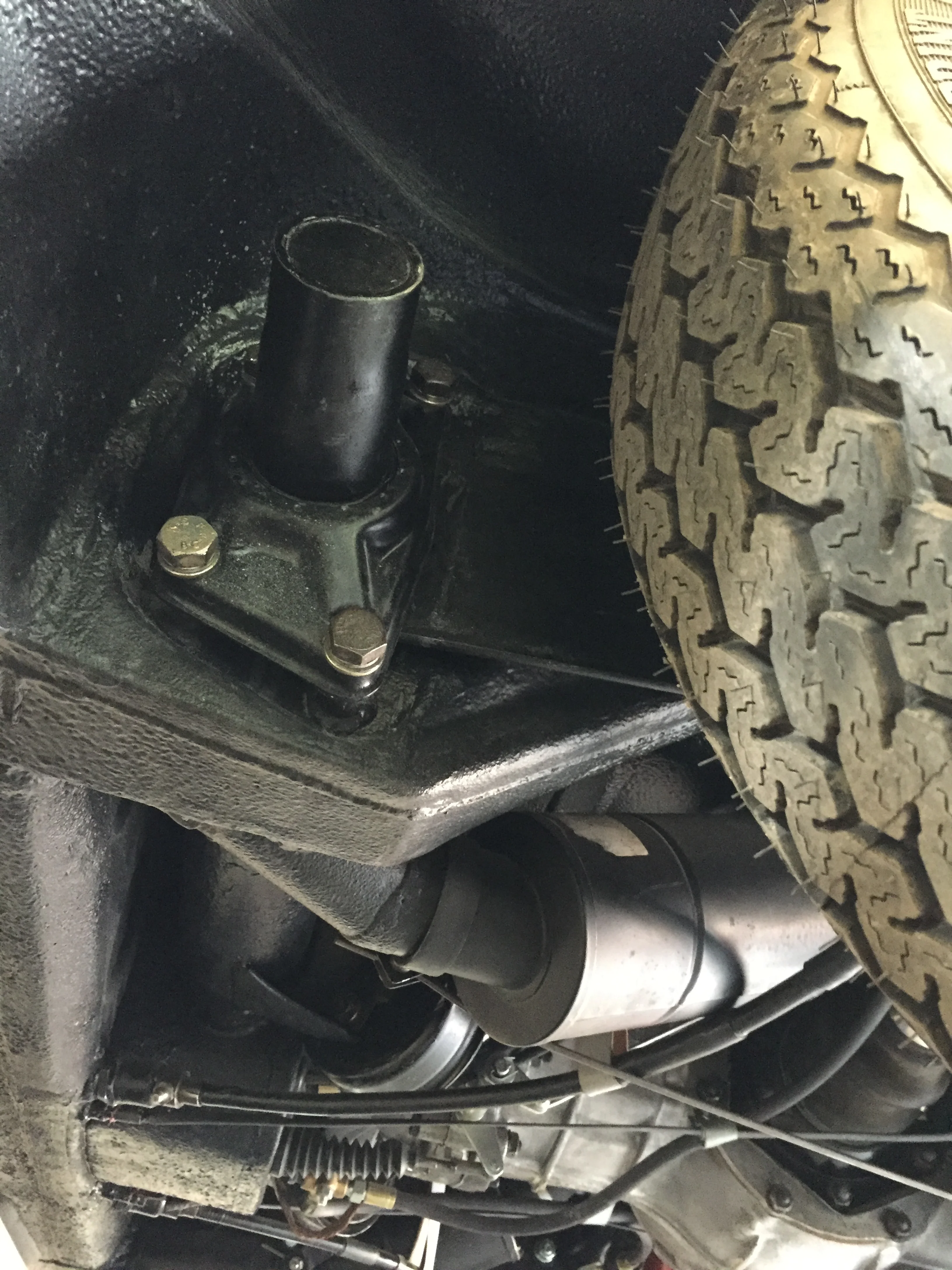 20150512 - Rear torsion tube and undercarriage.JPG