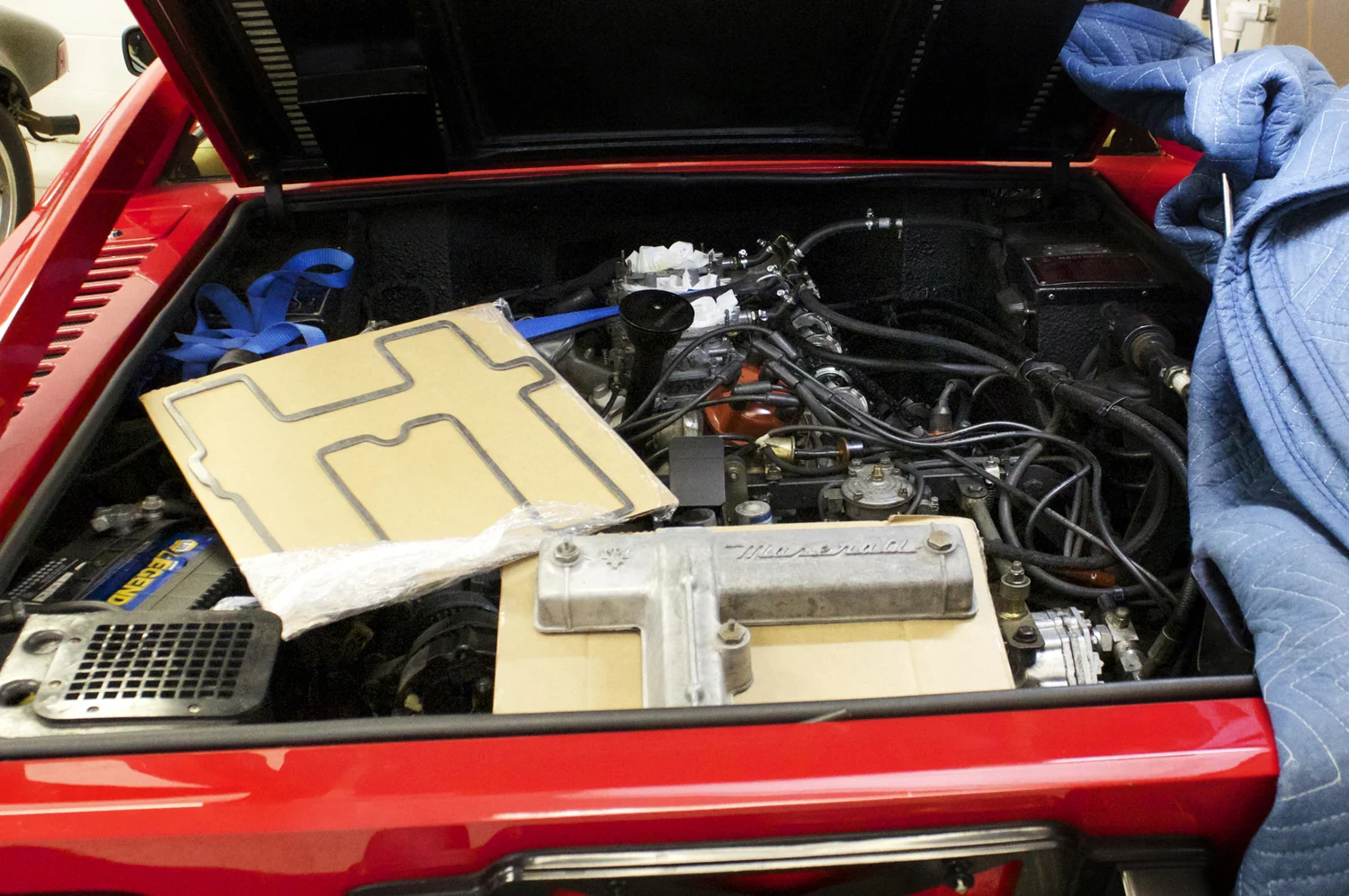 New valve cover seal. No more oil leaks (fingers crossed)!