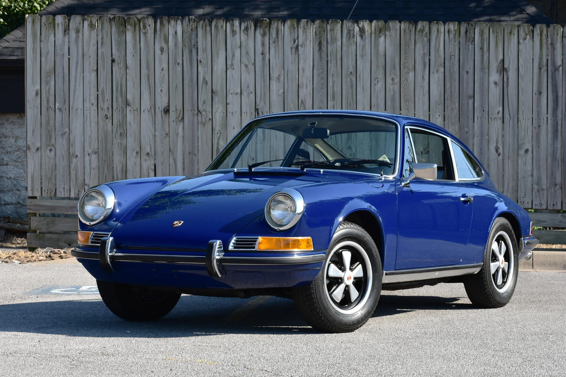 71 911 front.jpg