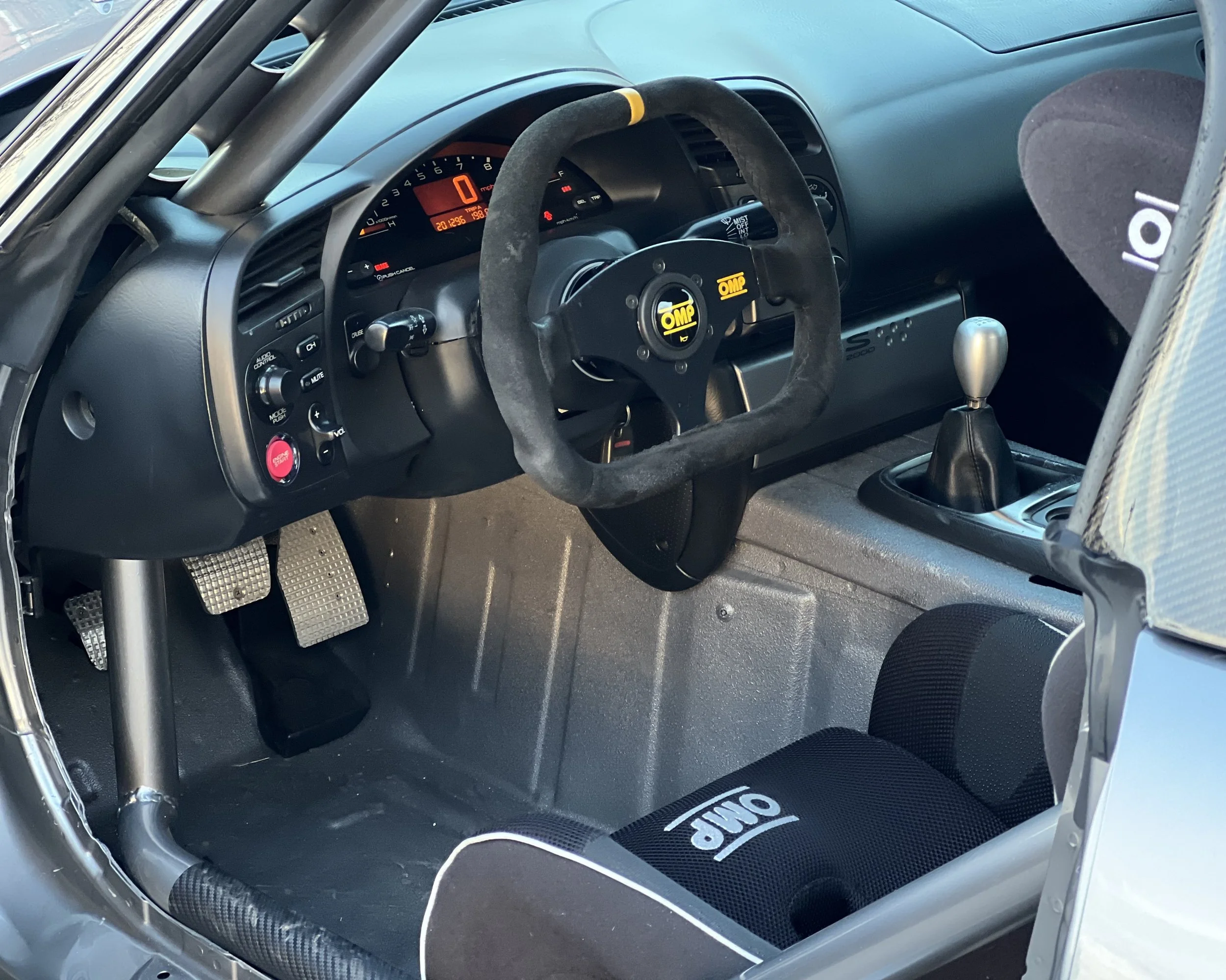 2001 Honda S2000 Base - Photo 13