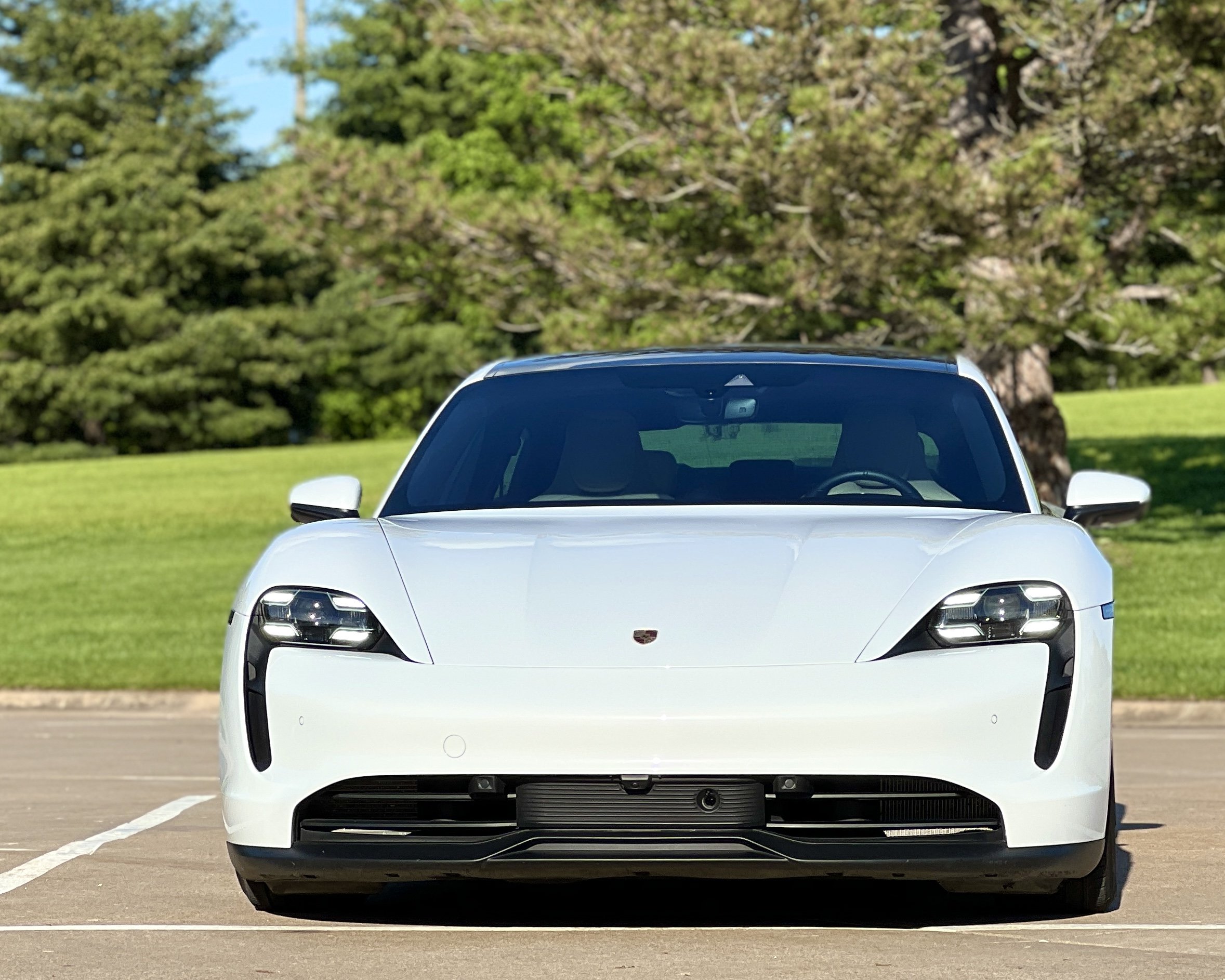 2020 Porsche Taycan S's photo