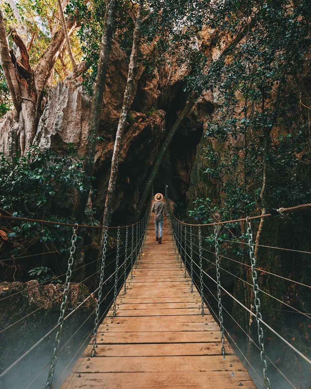 Capricorn Caves_2.JPG