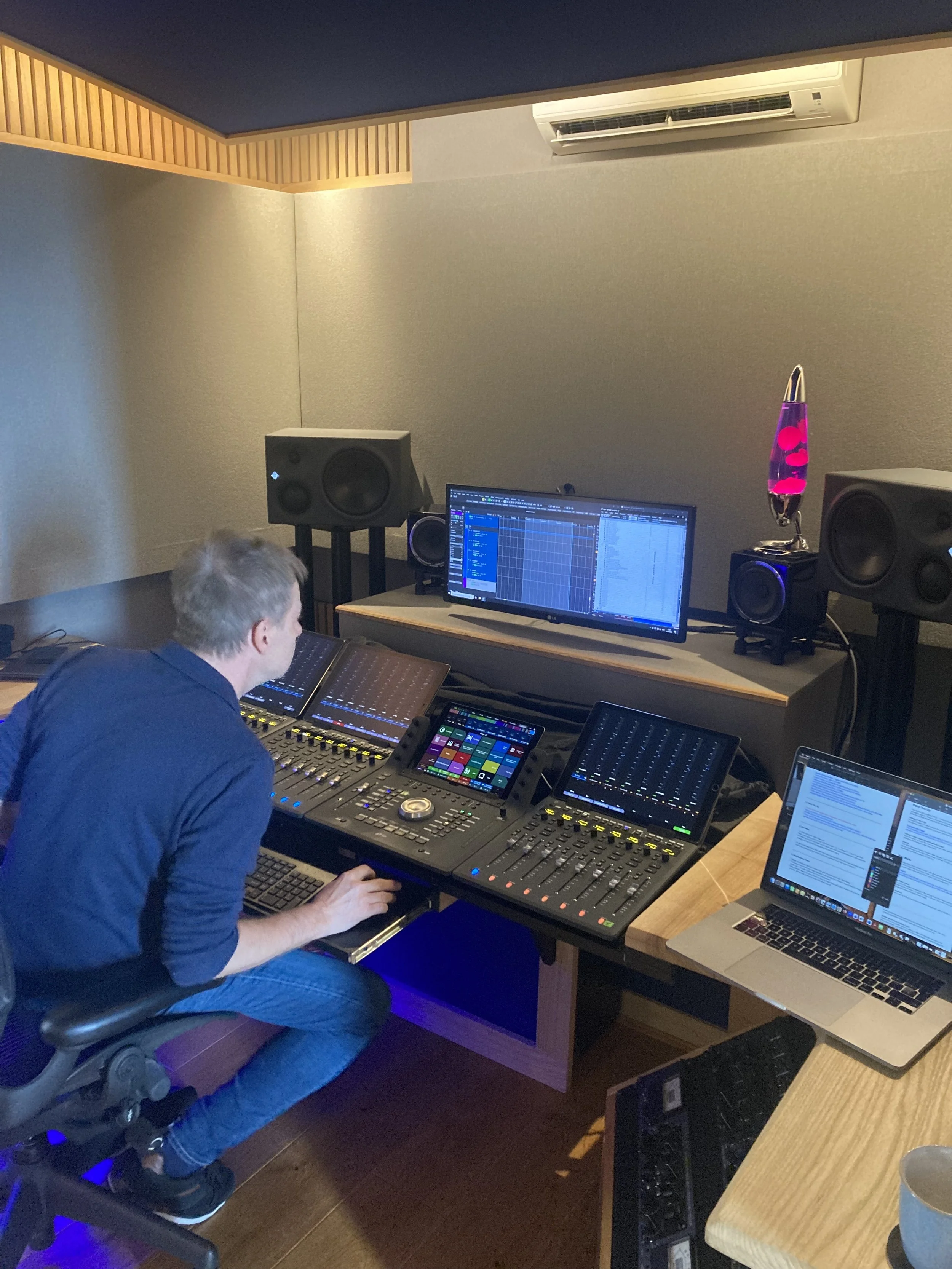 Mixing with Andrew Tulloch at the Blue Studio