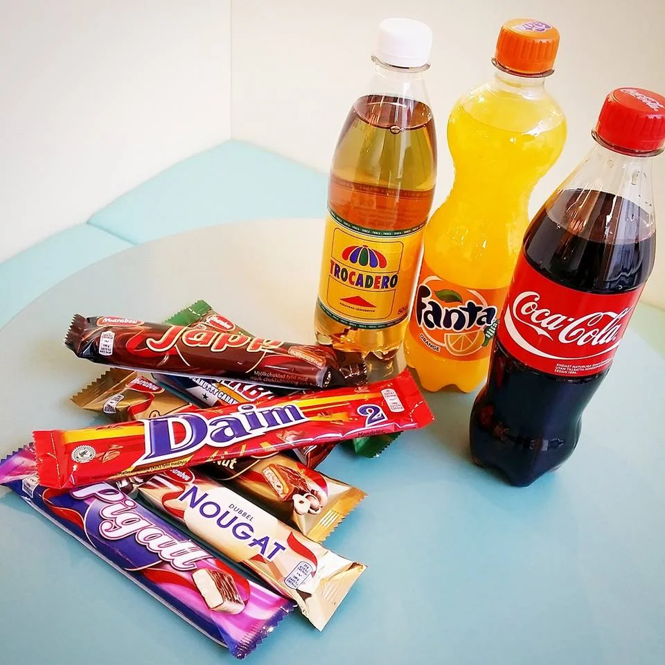 1st valfri läsk 50cl + valfri chokladbit = 25:-