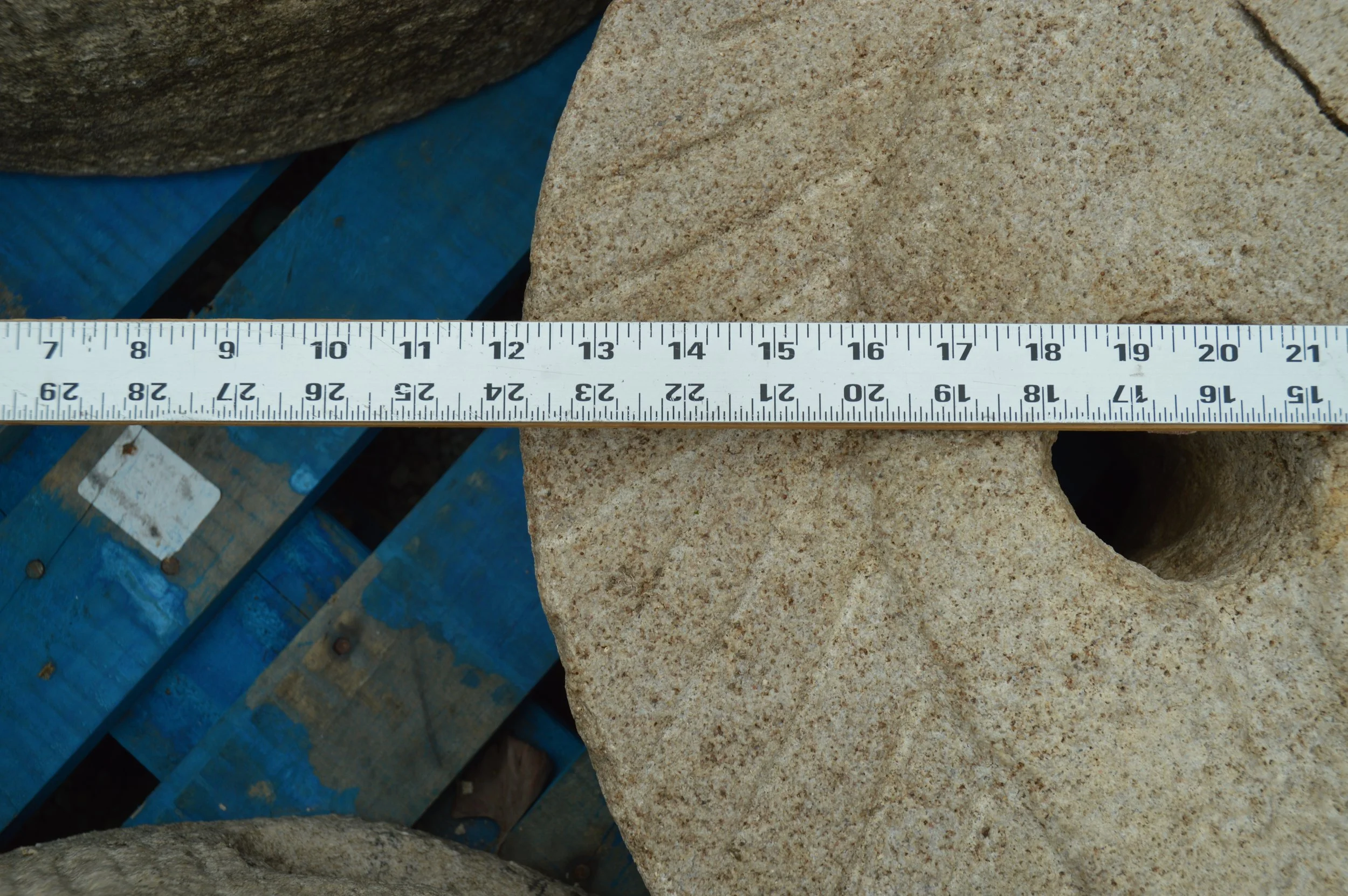 Millstones_102-4.JPG