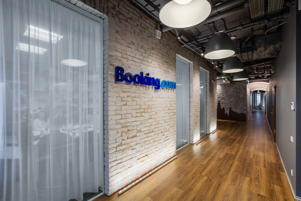 booking-7.jpg