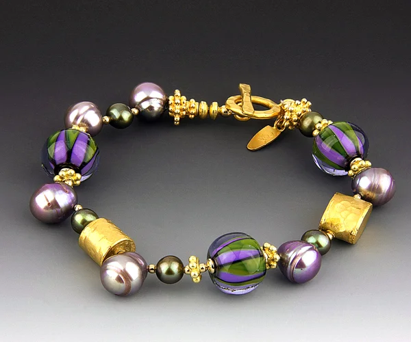 B 815 A Amethyst Pomegranate Bracelet 
