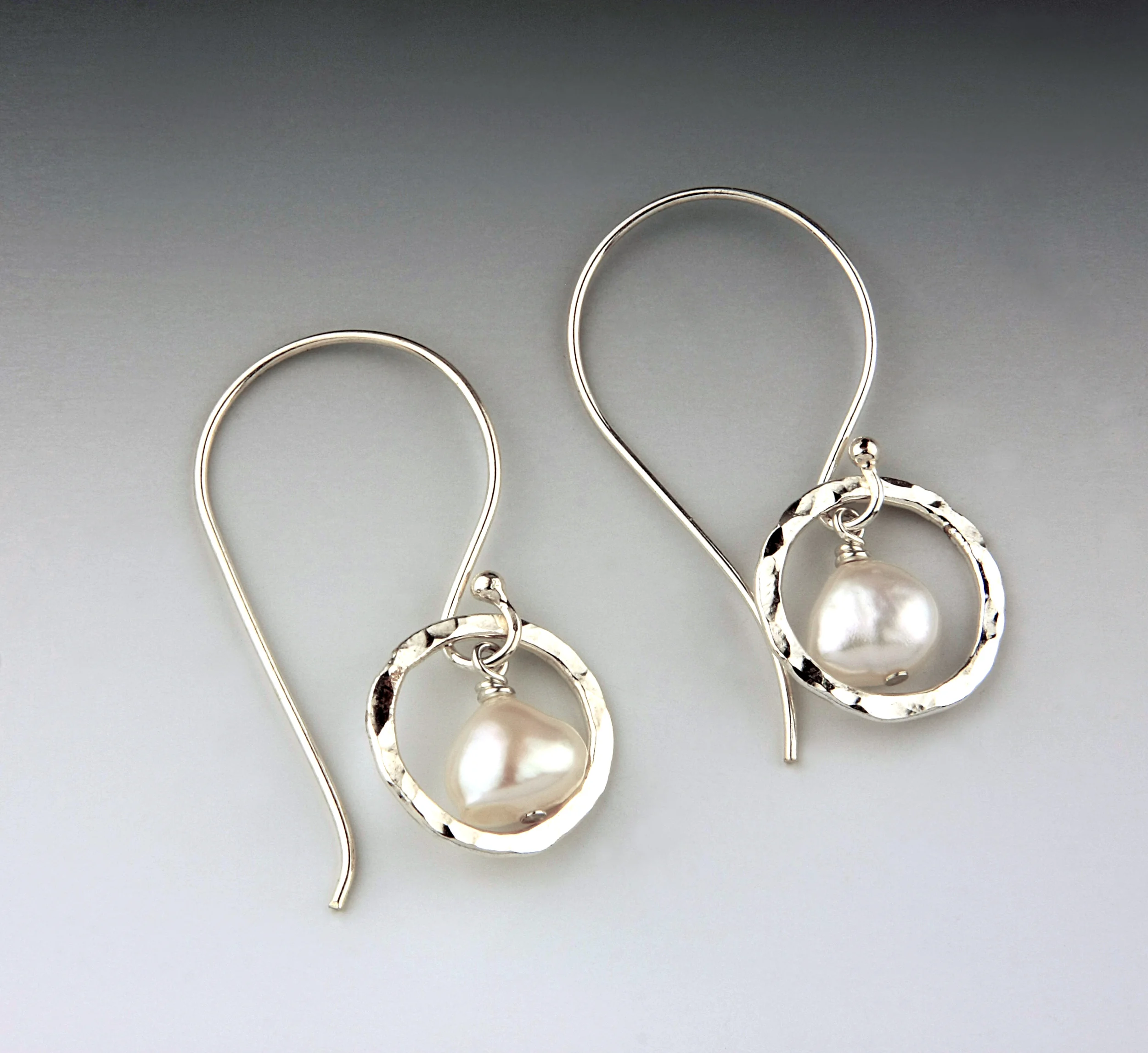 E SS 10 16mm Ring with Mini Pearls.jpg
