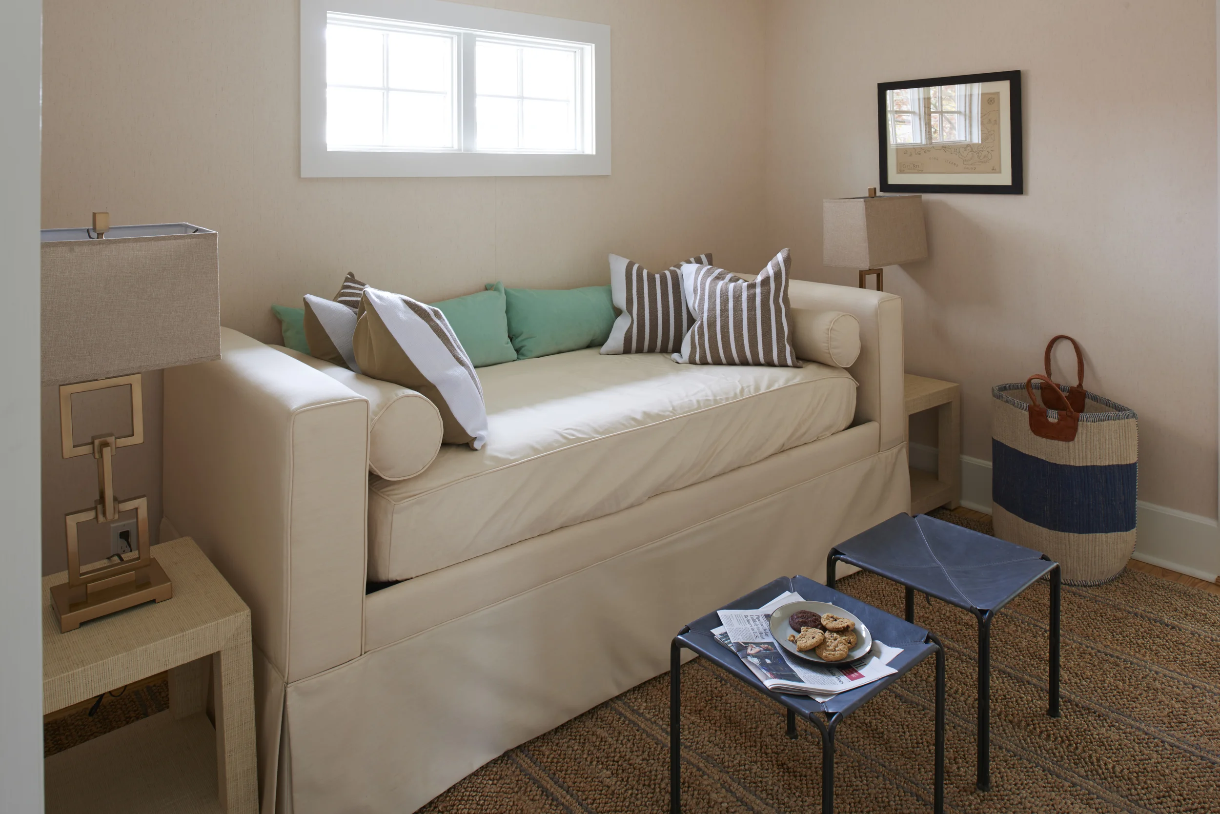 SITTING ROOM