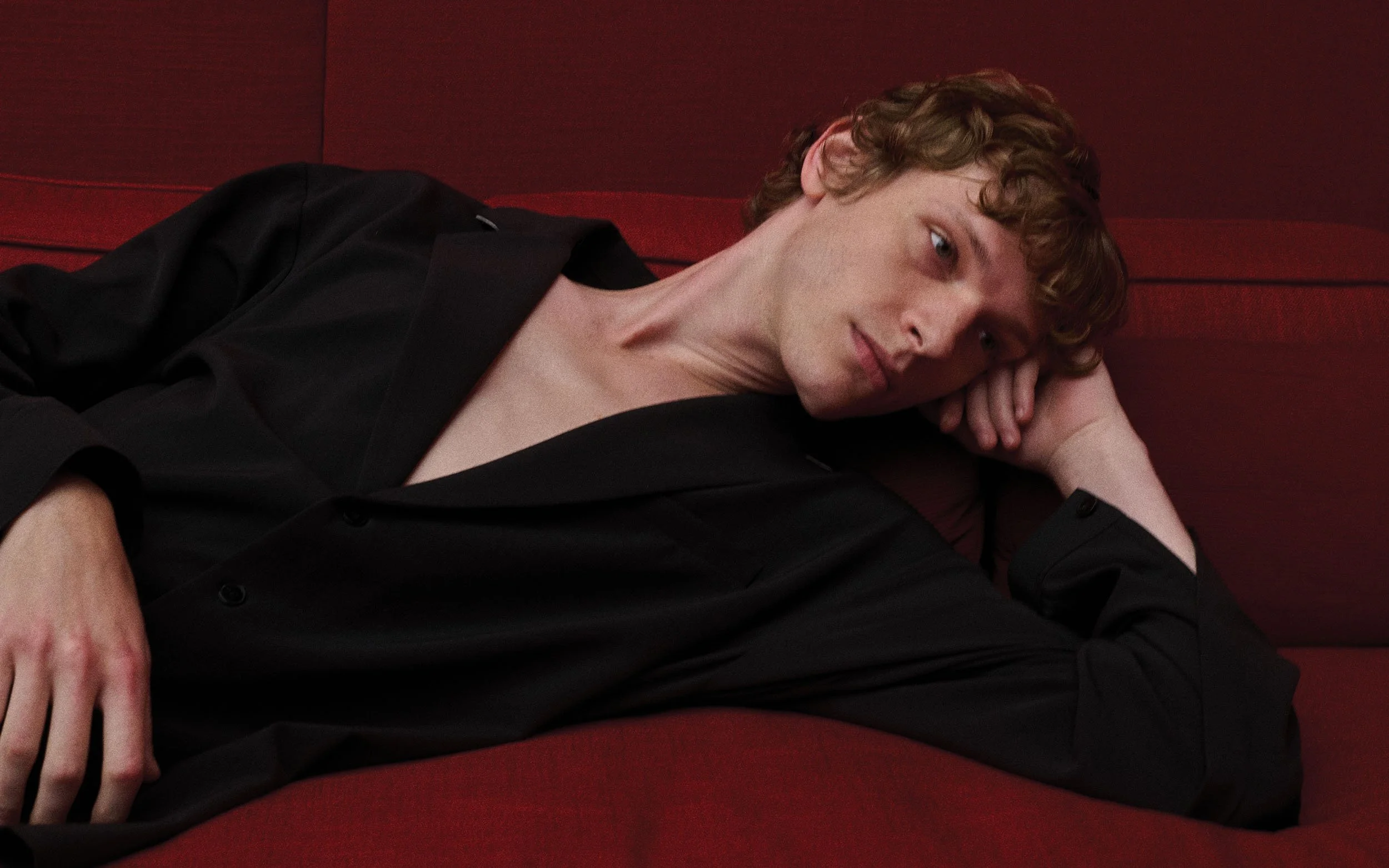 dominik tarabanski - portfolio v6 20251110 November 3.jpg