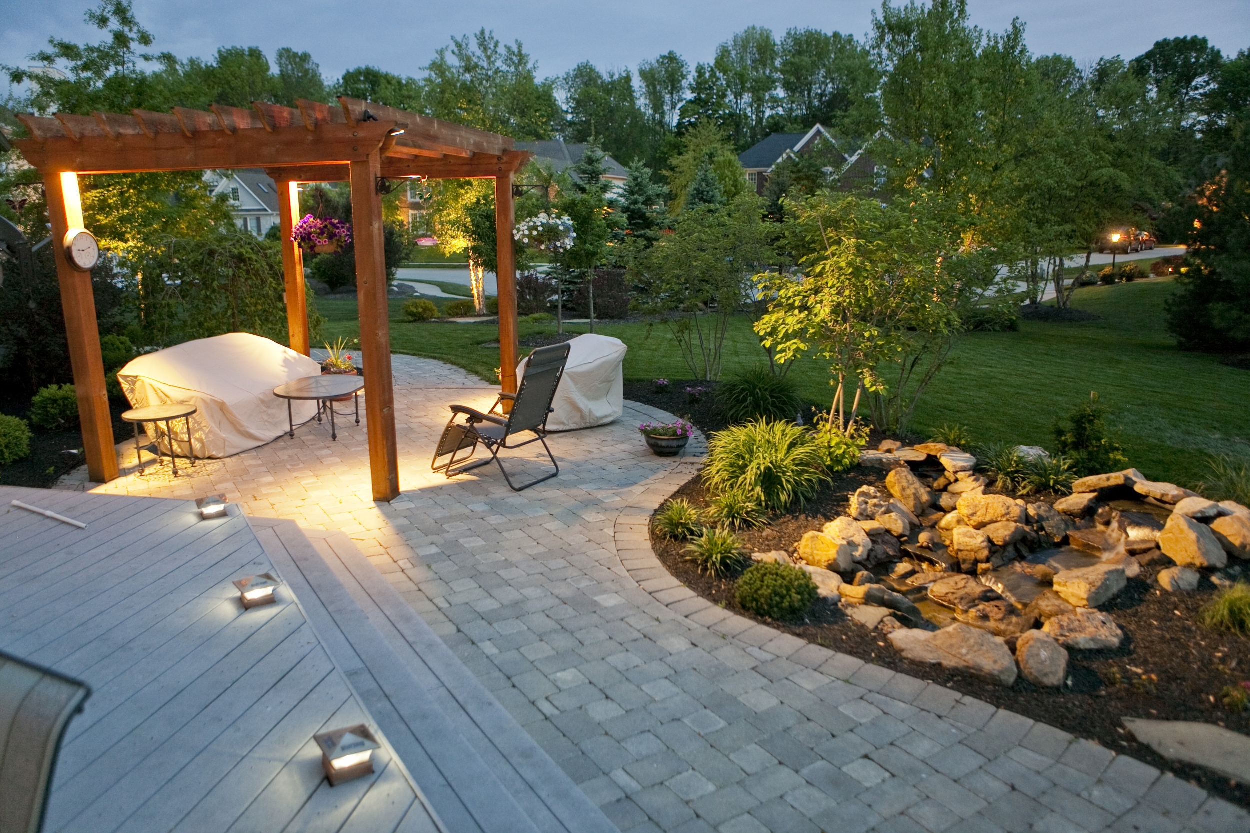 outdoor-lighting-brandon-smith-01.jpg