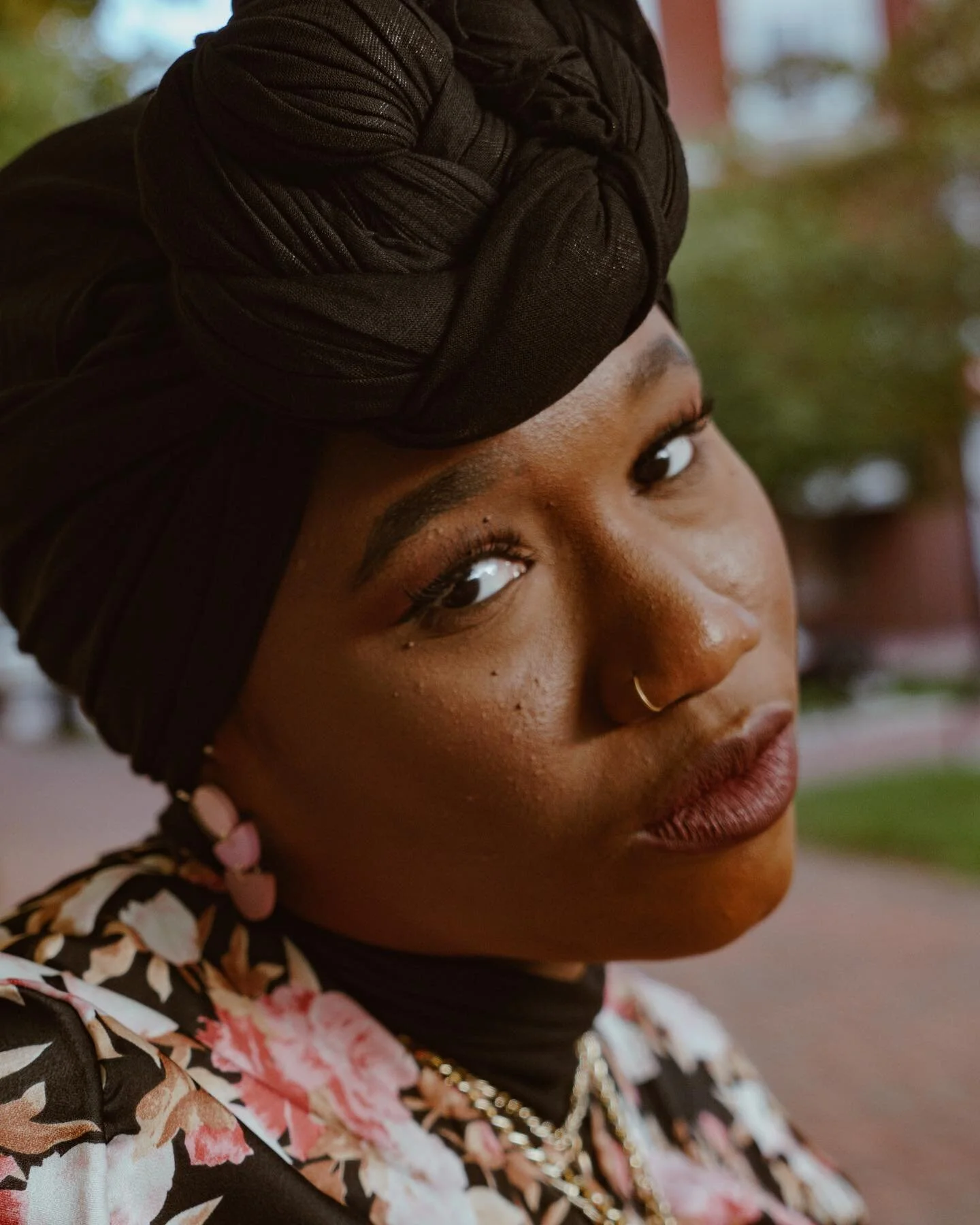 She got me saying Masha&rsquo;Allah every 5 minutes #undefeatedlosers #sonyalpha #alphacollective #muslimah #muslimfashion #honestframes #streetdreamsmag