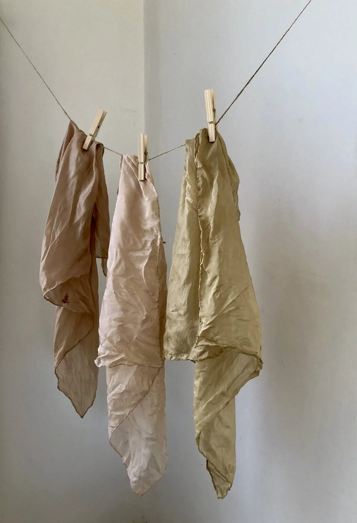 NATURAL DYES : CREATE YOUR SILK SUMMER BANDANA