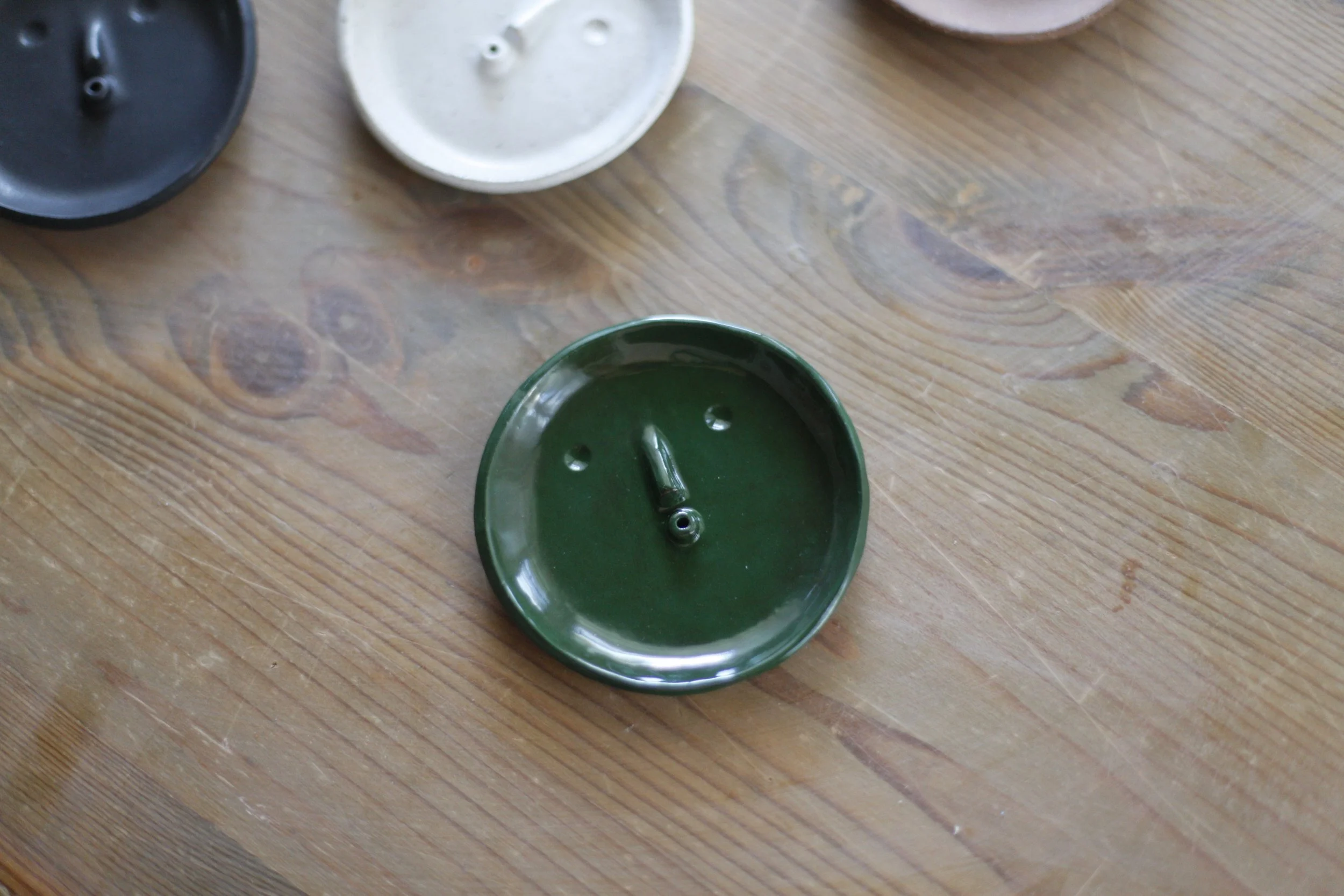 Picasso Incense Holder in Dark Green