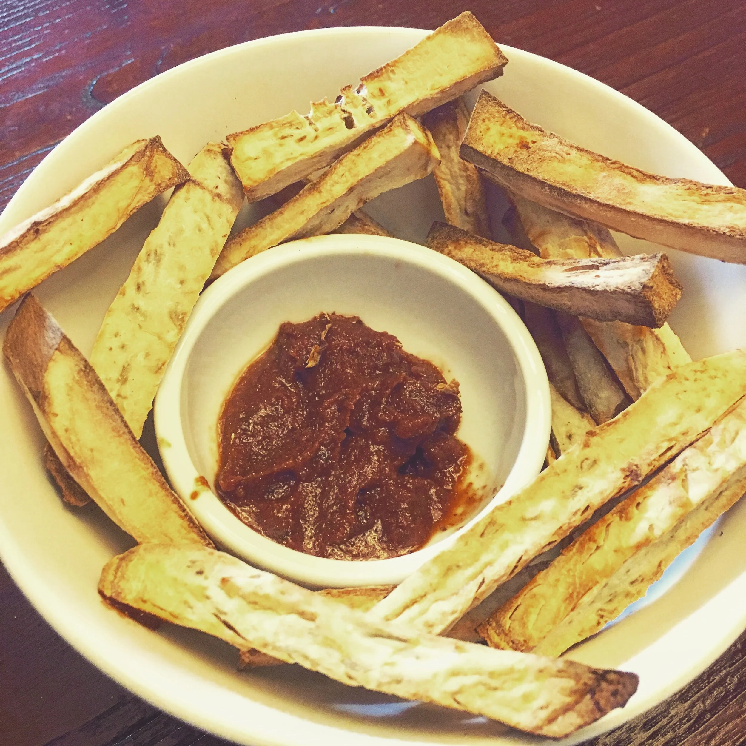 Baked yam fries
