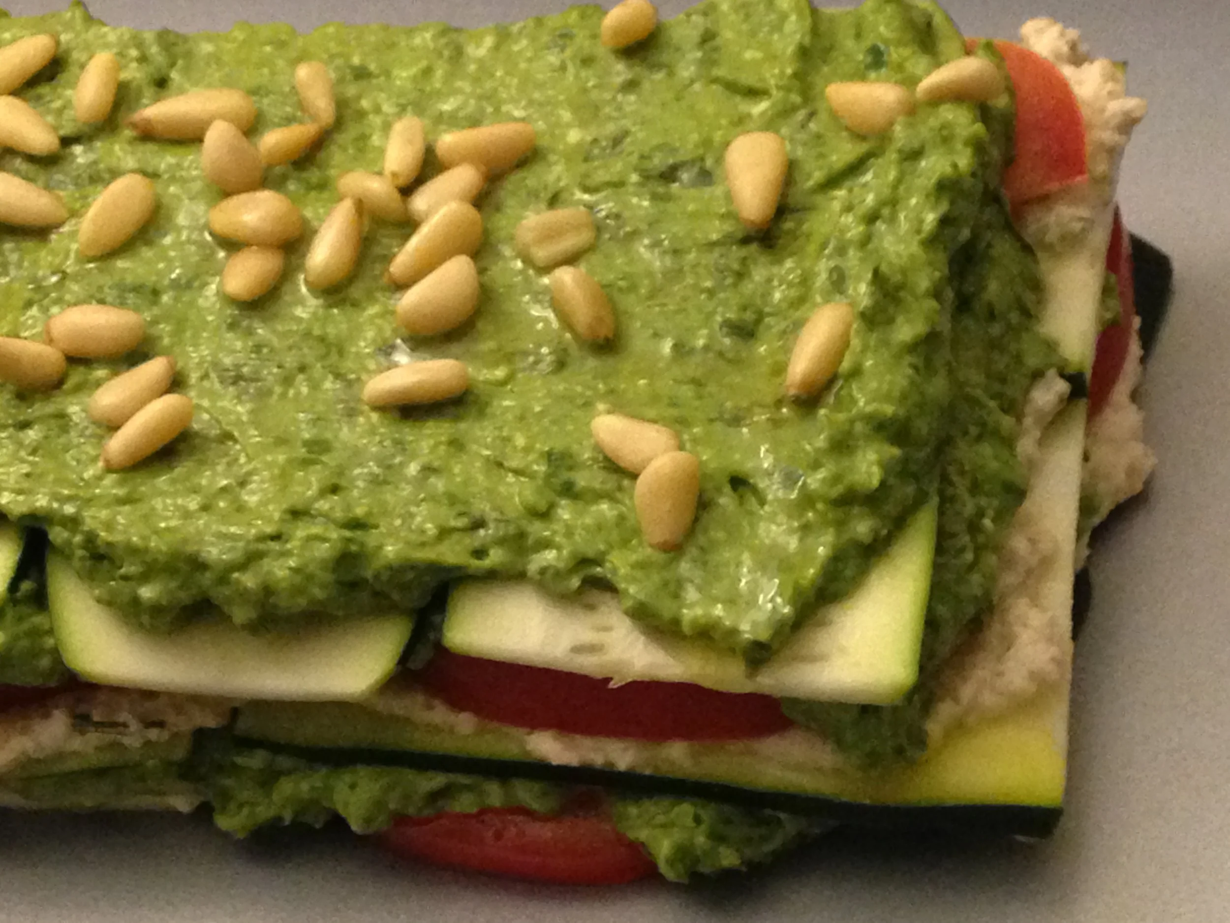 Raw zucchini lasagna