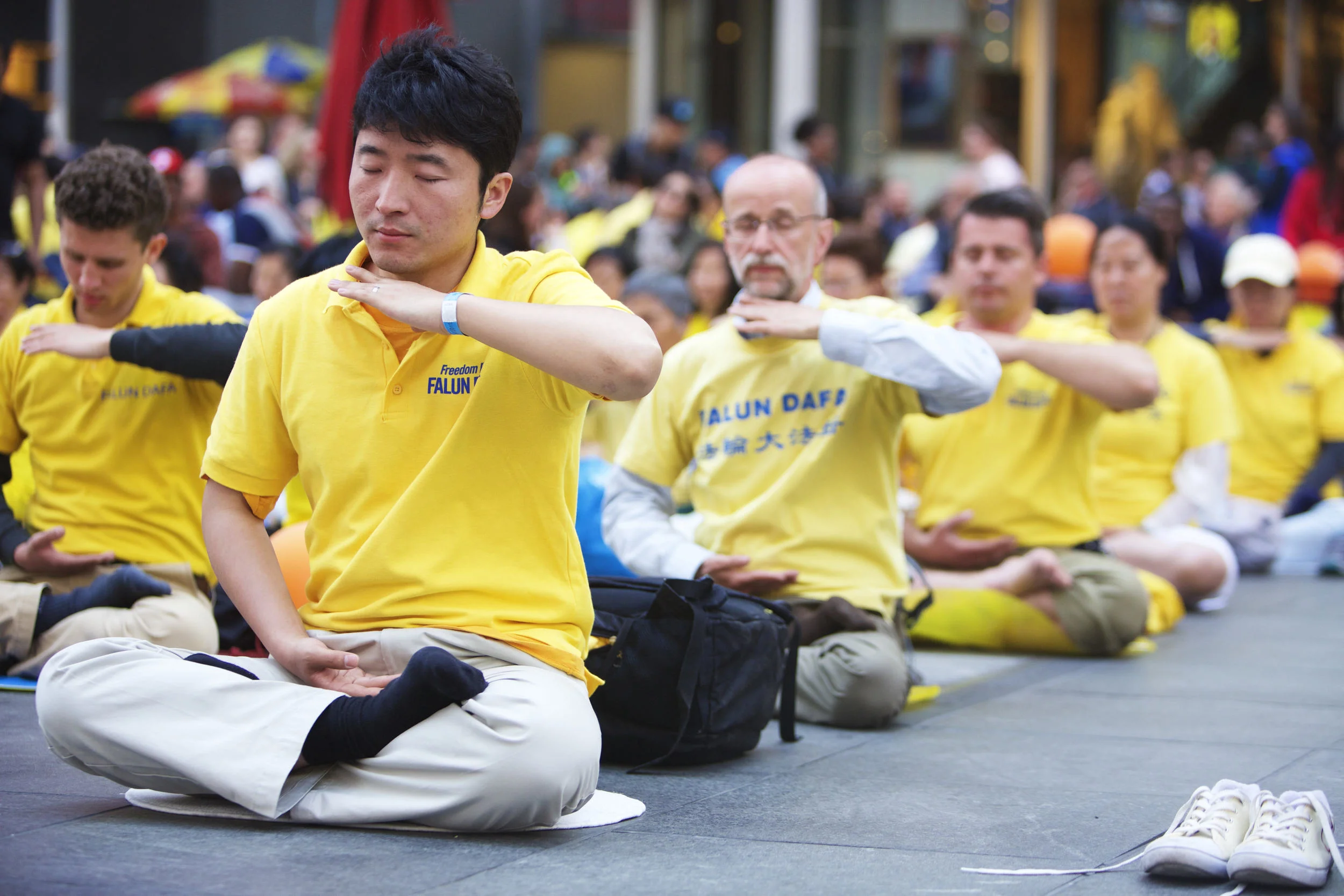 SG_8000StrongFalunGong_22.JPG