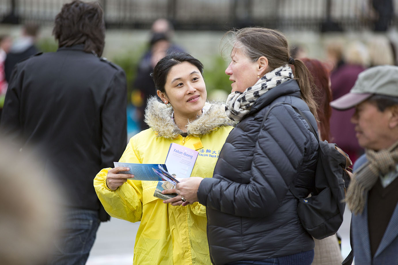 LONDON, UK, Sunday 24 April 2016
Commemorating April 25th 1999. The first peaceful appeal against the persecution of Falun Gong in China.
PHOTOS: Si Gross