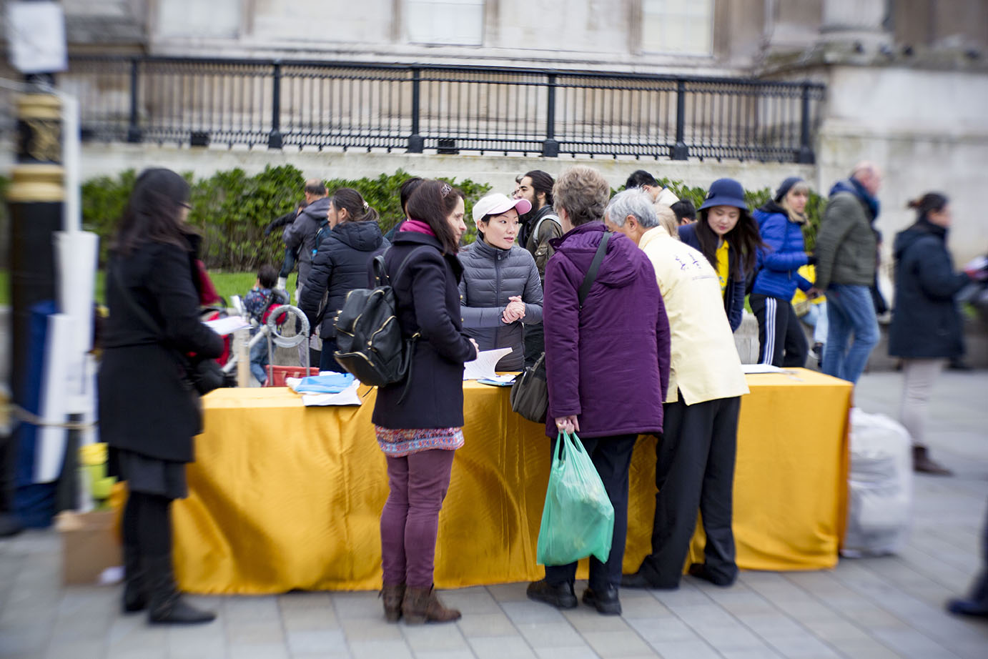 LONDON, UK, Sunday 24 April 2016
Commemorating April 25th 1999. The first peaceful appeal against the persecution of Falun Gong in China.
PHOTOS: Si Gross