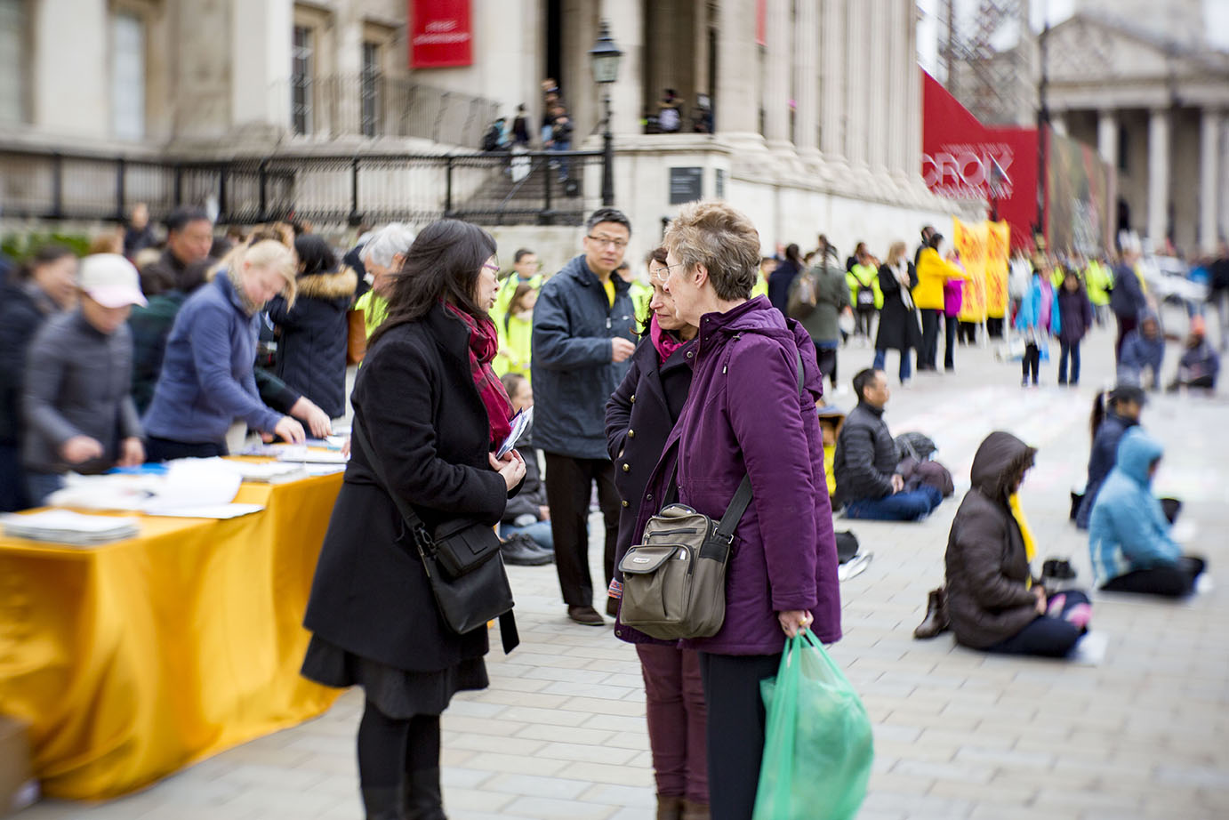 LONDON, UK, Sunday 24 April 2016
Commemorating April 25th 1999. The first peaceful appeal against the persecution of Falun Gong in China.
PHOTOS: Si Gross