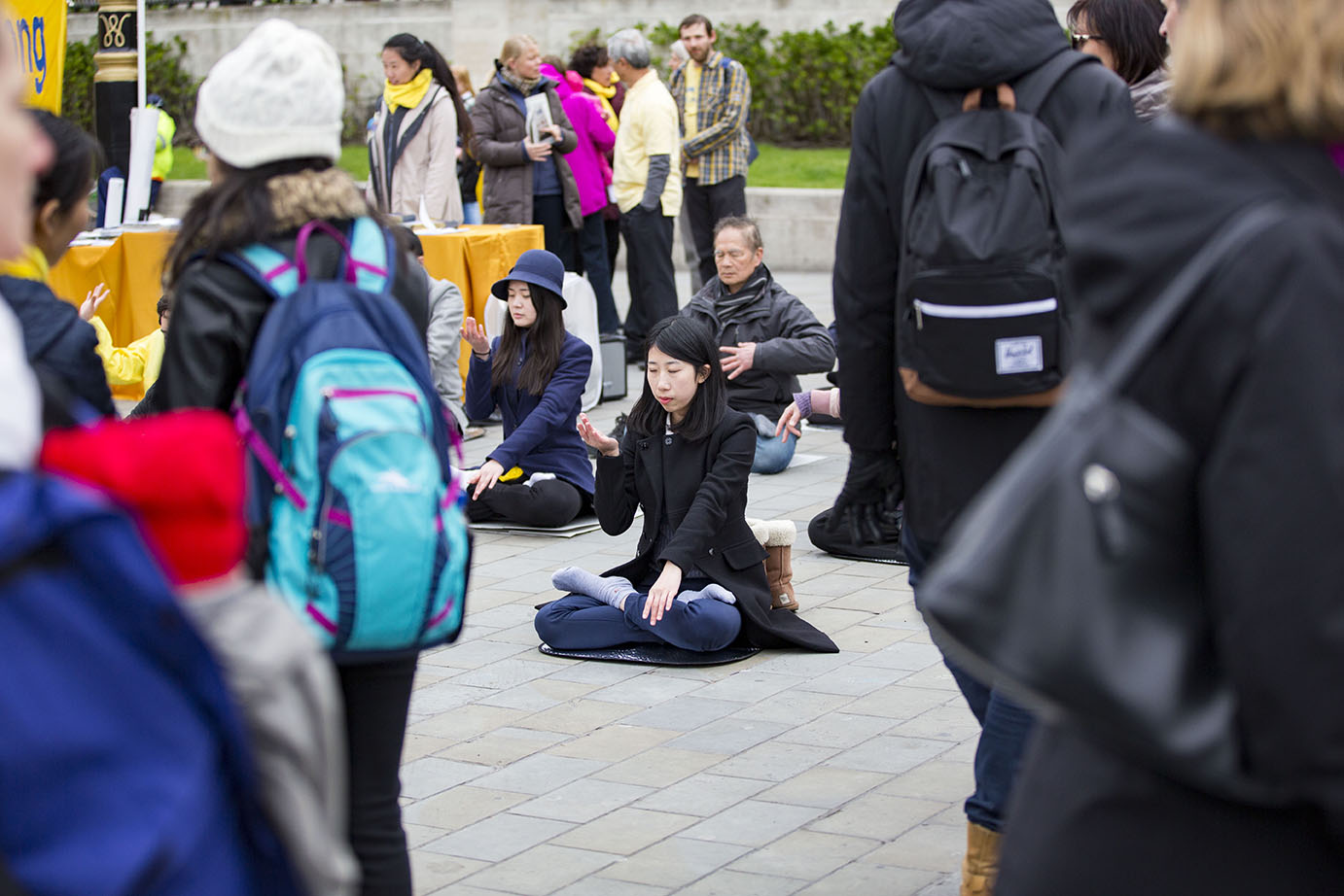 LONDON, UK, Sunday 24 April 2016
Commemorating April 25th 1999. The first peaceful appeal against the persecution of Falun Gong in China.
PHOTOS: Si Gross