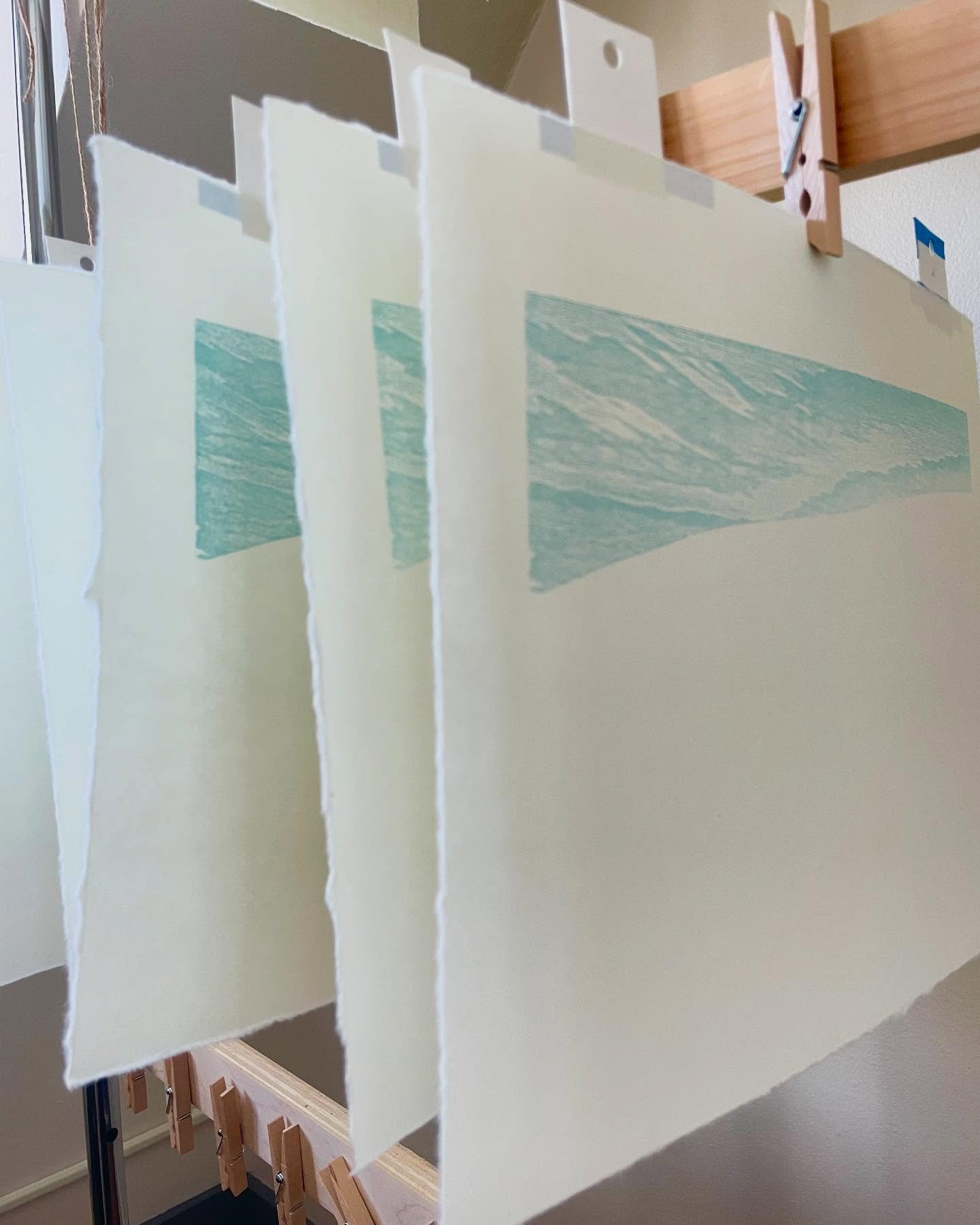 Blue skies inside and out today!! #spring #sunshinedays #blueskies #printmaking #woodcutprint #woodblockprint #reliefprinting #reliefprint #woodcut