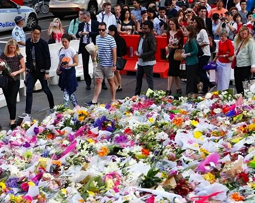 images-article-2014-12-16-MartinPlace5.jpg