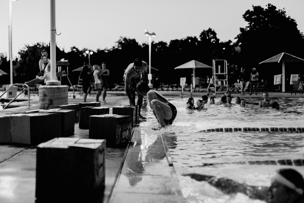 Tesani-Pool-BW-130.jpg