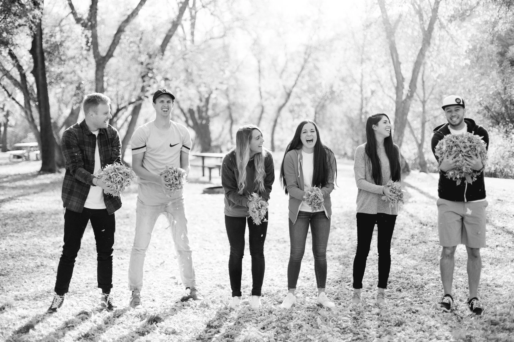Hang-BW-102.jpg