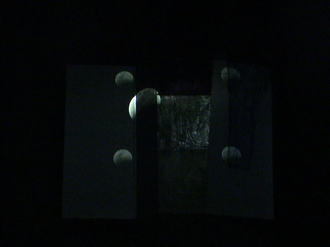 betaversionpack, Melbourne Fringe Festival, Studio 15, Abbey Studios, Richmond, Melbourne 2003