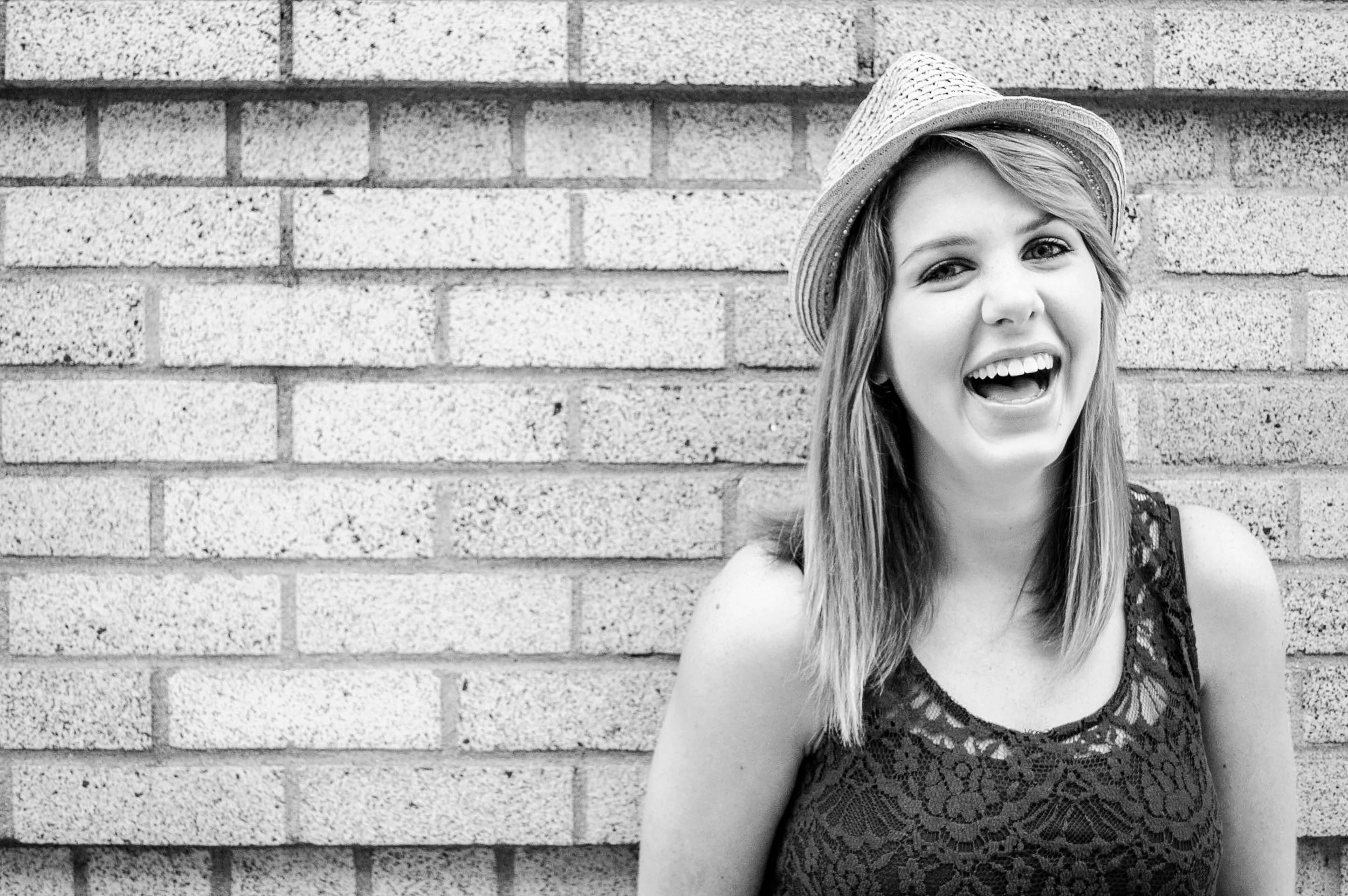 Leah Senior Pictures B&W-6.jpg
