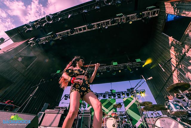 SEE Y’ALL AT HULLABALOO 2019! Friday night @ 8:30!
.
📸 Photo by @grate.lifestyle! 💕
.
#linearsymmetry #tour #edm #liveedm #livemusic #liveband #touringband #tourlife #lit #electronicmusic #electronicdancemusic #ontheroad #music #travel #electricviolin #edmviolin #violin #keys #drums #musicfestival #backwoods #stageshot