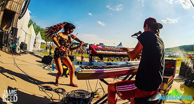 THIS WEEKEND:
.
7/19: HULLABALOO music festival! We are on at 8:30 MAINSTAGE!
.
7/20: @ FUN-PLEX for SUNSETS concerts!!
.
See y’all out! 😊💕🎶