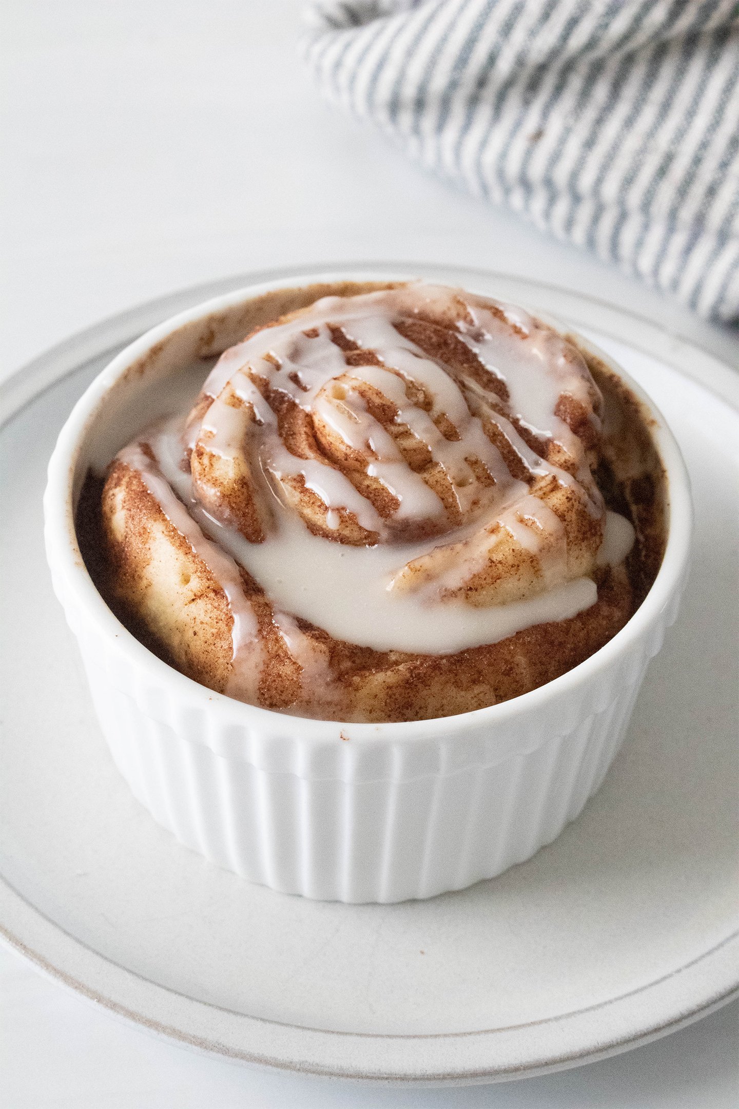cinnamon roll for one _ final.jpg