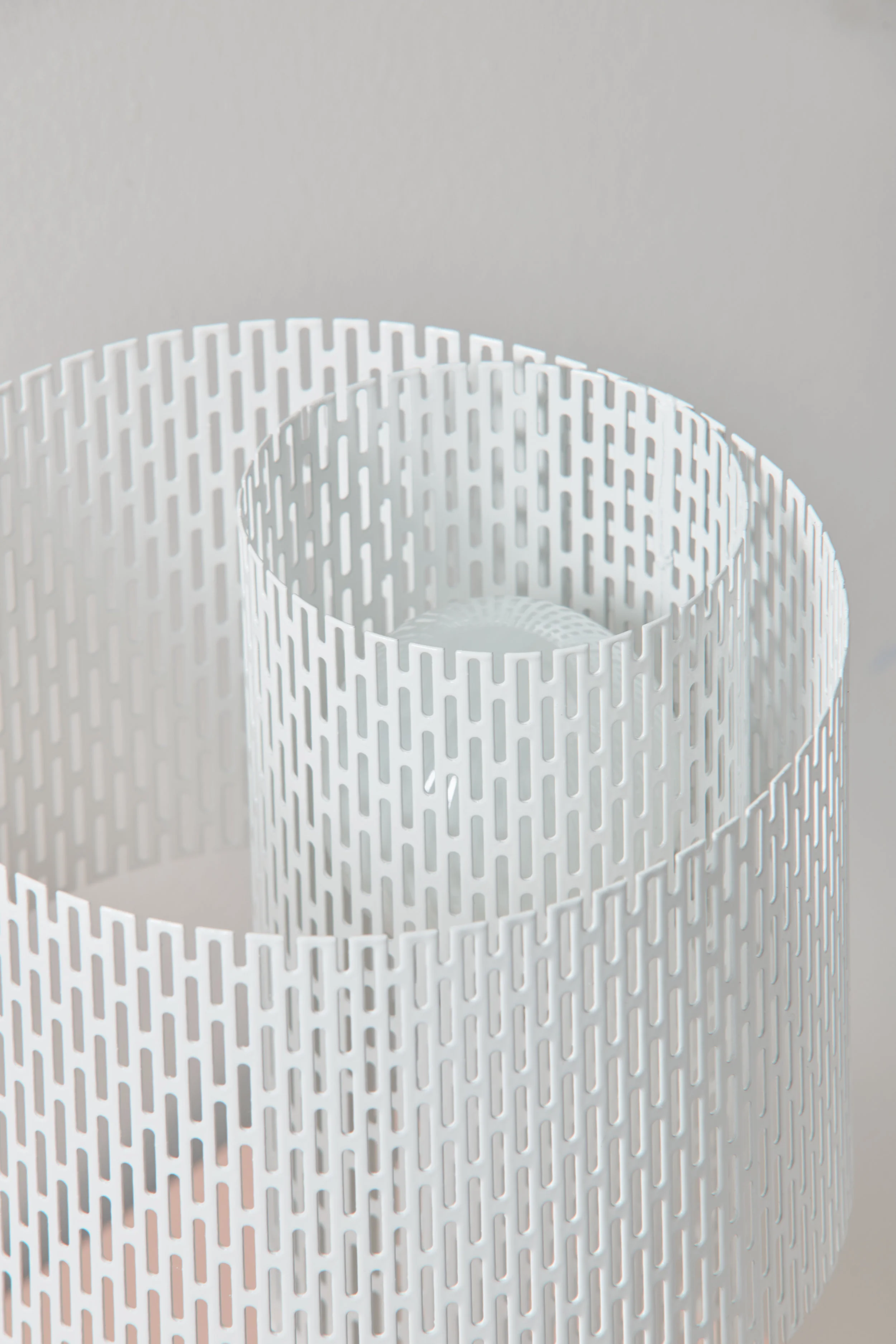 Peekaboo_Collection_Frederik_Kurzweg_Design_Studio_06.jpg