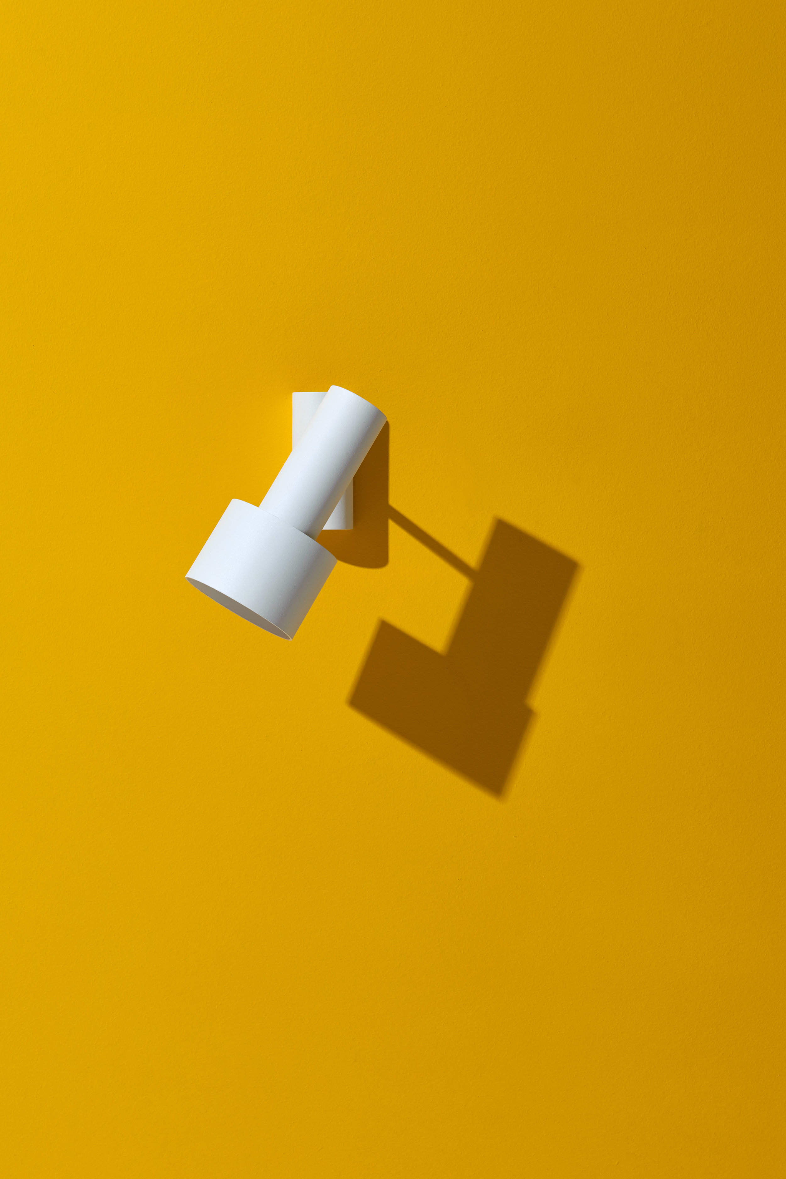 Tangent_Table_Lamp_Frederik_Kurzweg_Design_Studio_02.jpg