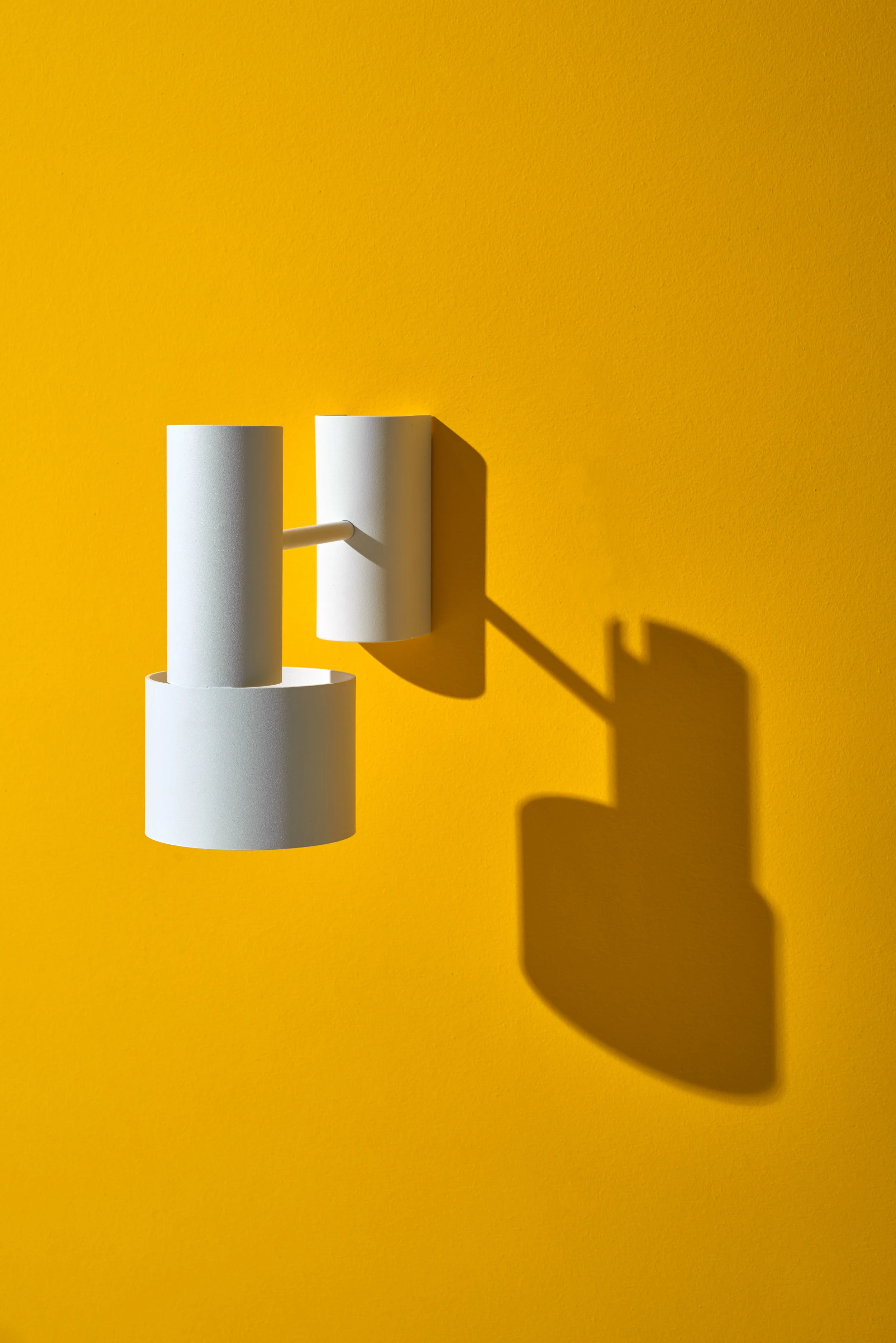 Tangent_Table_Lamp_Frederik_Kurzweg_Design_Studio_05.jpg