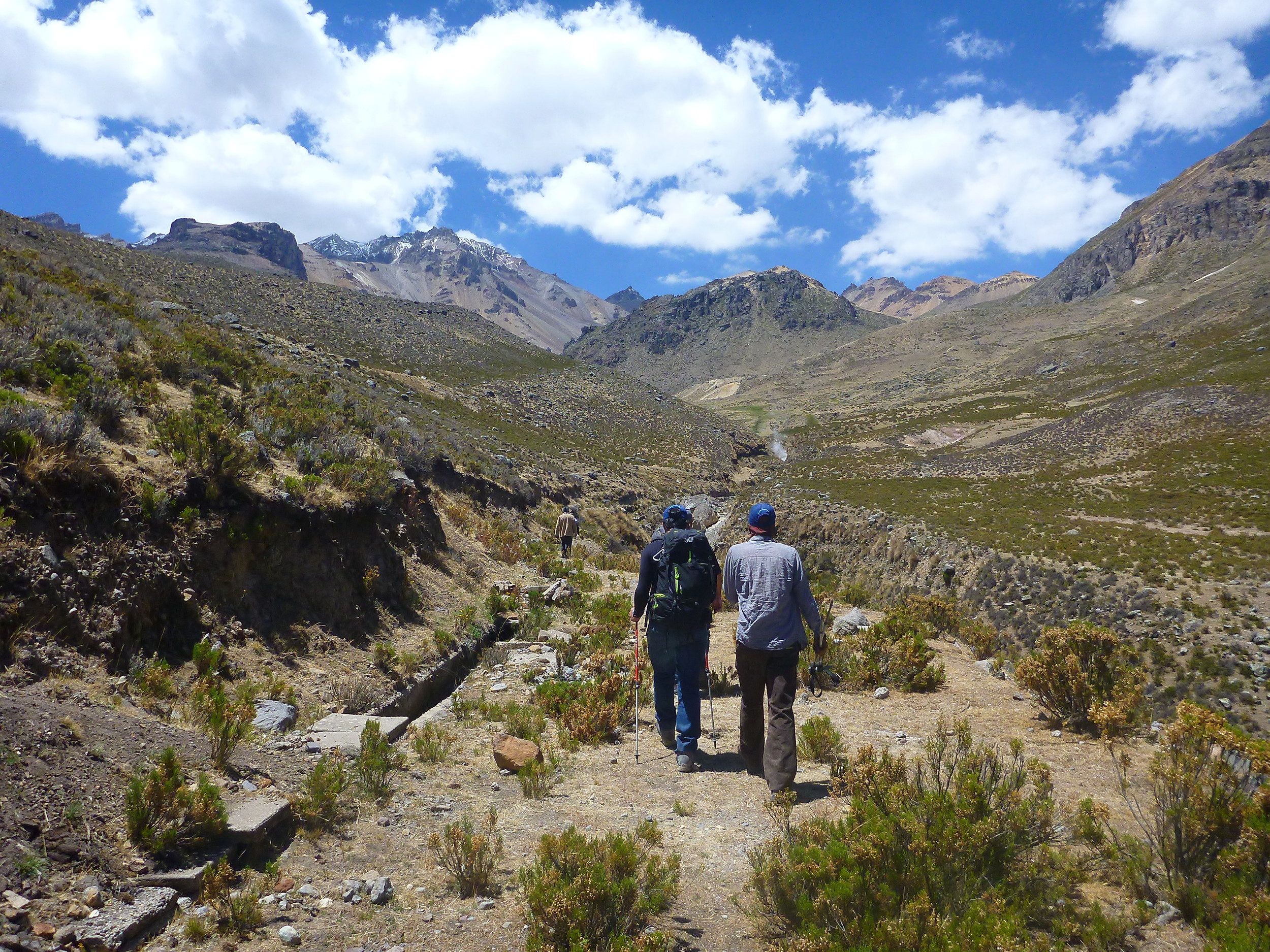 Hiking up to Hualca Hualca.