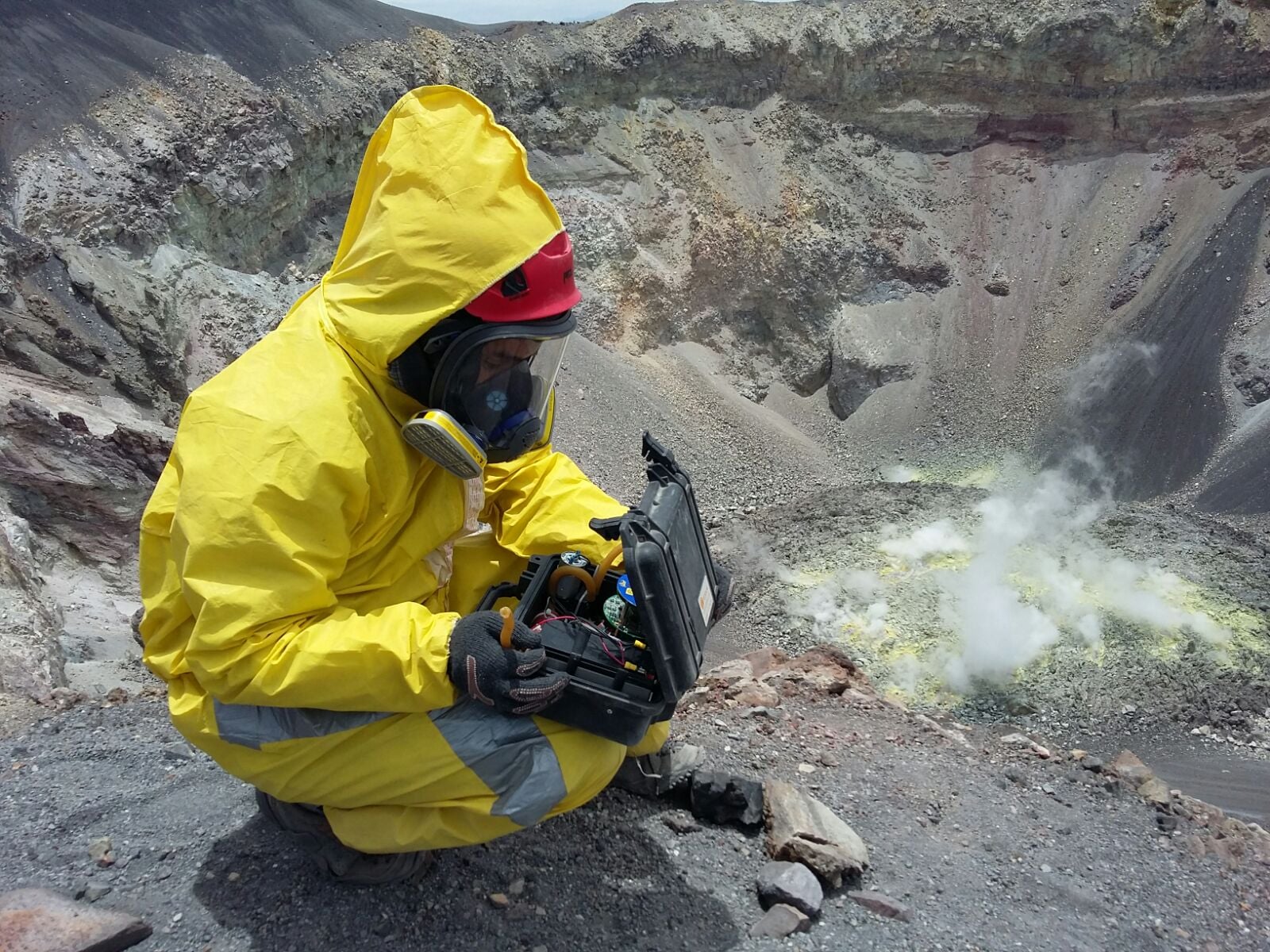 Lava dome in the El Misti crater. Photo: Pablo Masias Alvarez