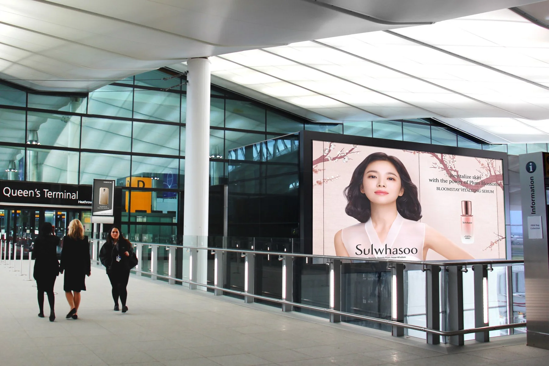 heathrow-airport-advertisng-mockup.jpg