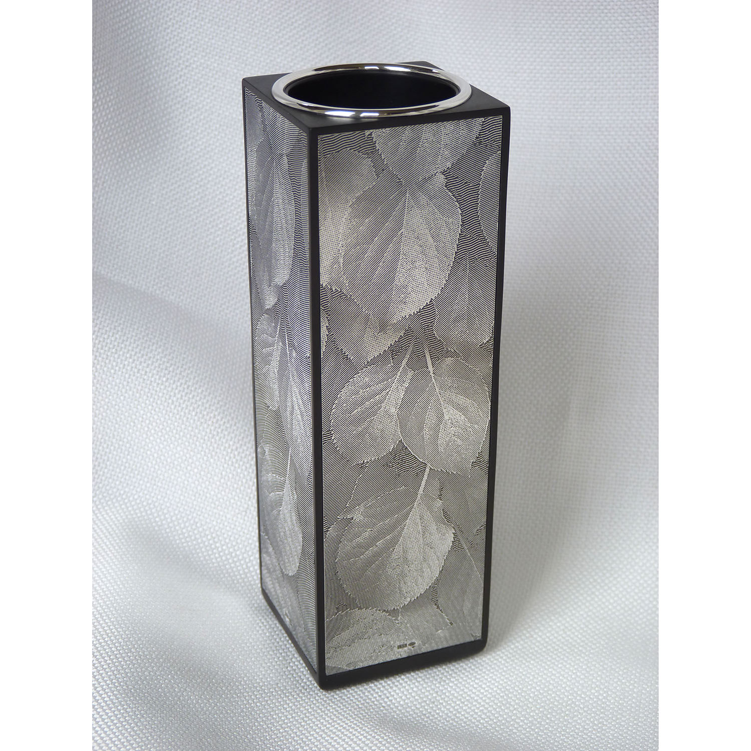 Silver vase by Leo Shirley-Smith "Hydrangea petiolaris" design - Without flowers