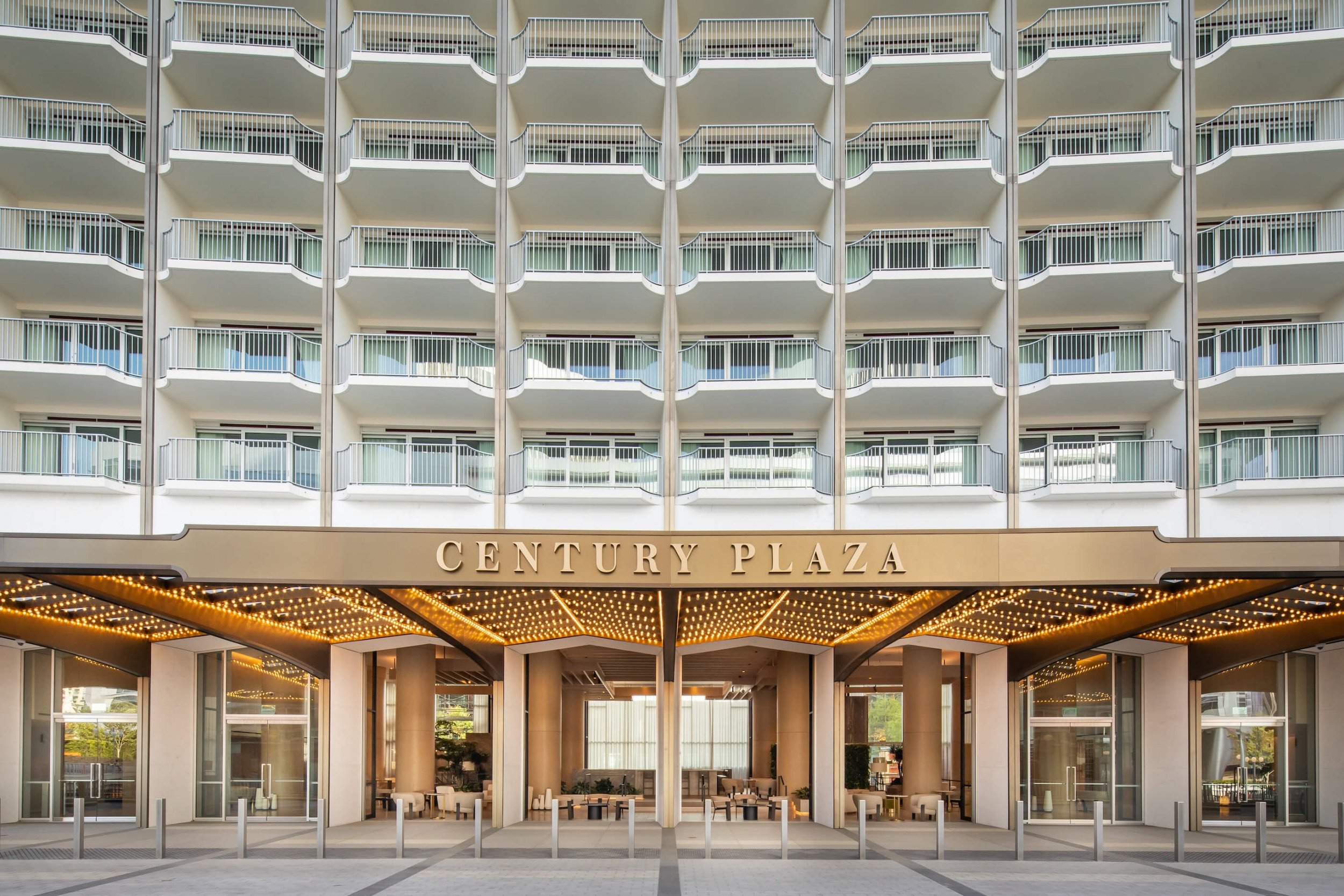 ExteriorFairmontCenturyPlaza-scaled-1.jpeg